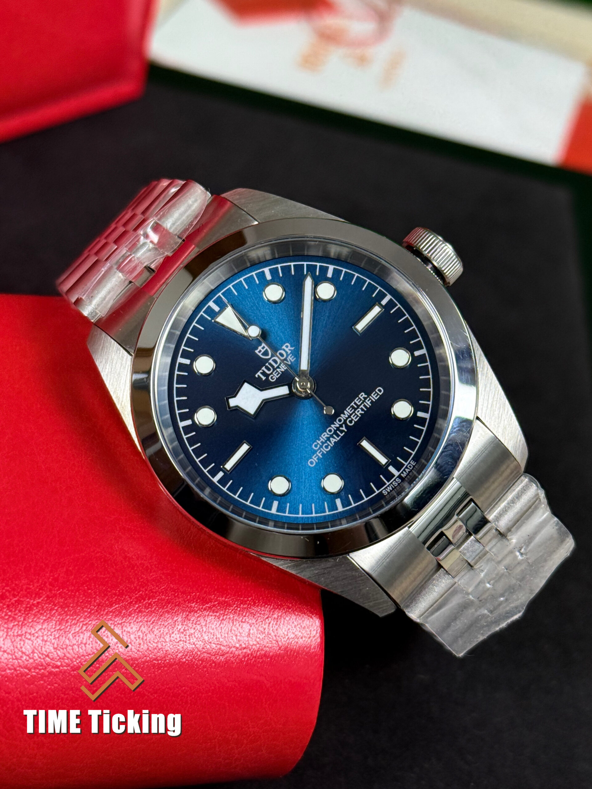 TUDOR Black Bay 40mm Automatic Sunray Blue Dial Men’s Watch - Image 5