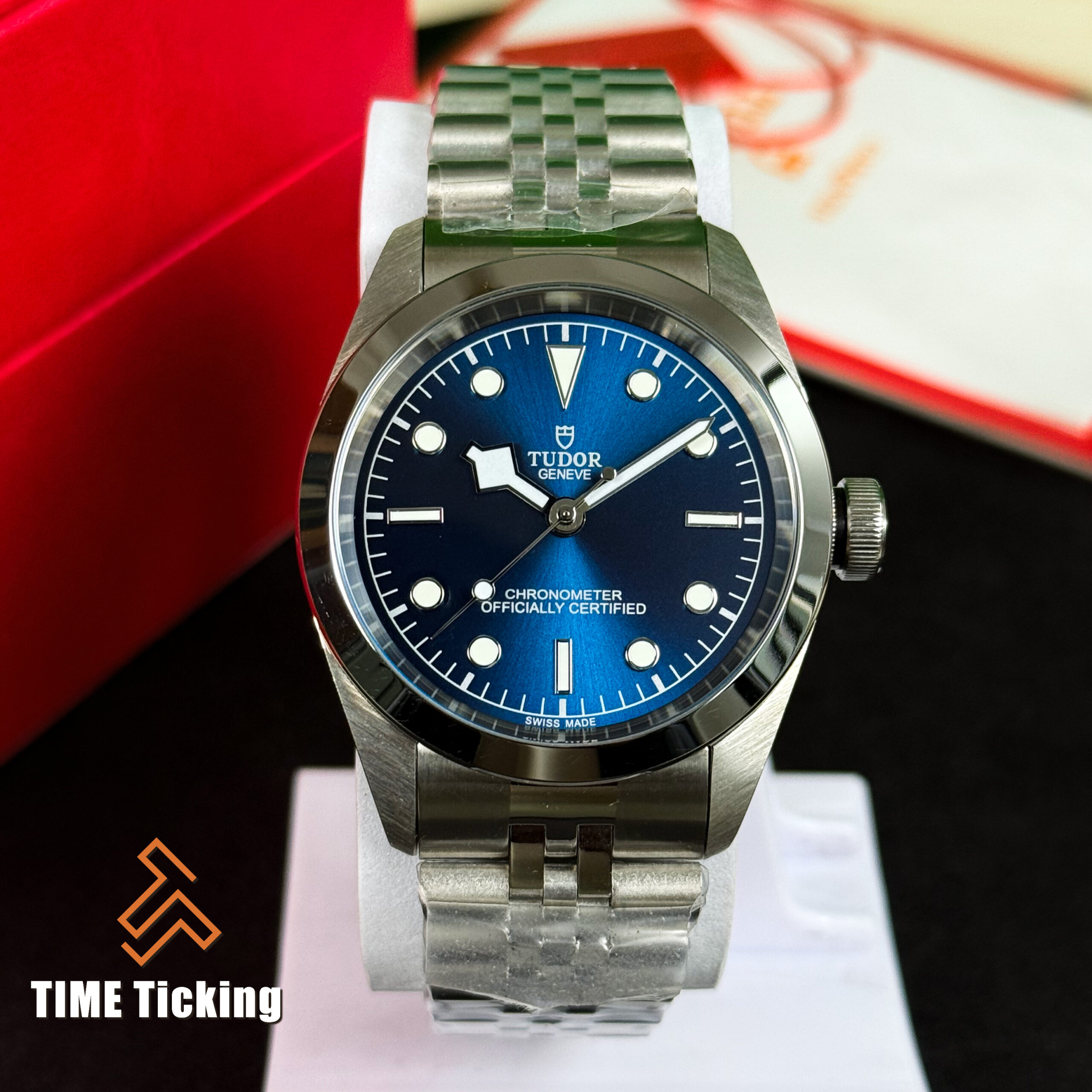 TUDOR Black Bay 40mm Automatic Sunray Blue Dial Men’s Watch - Image 4