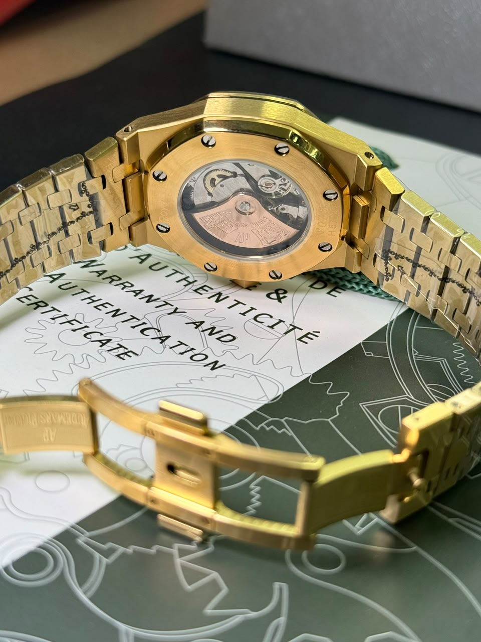 Audemars Piguet Royal Oak Deep Blue Dial Yellow Gold case Automatic 41 mm - Image 7