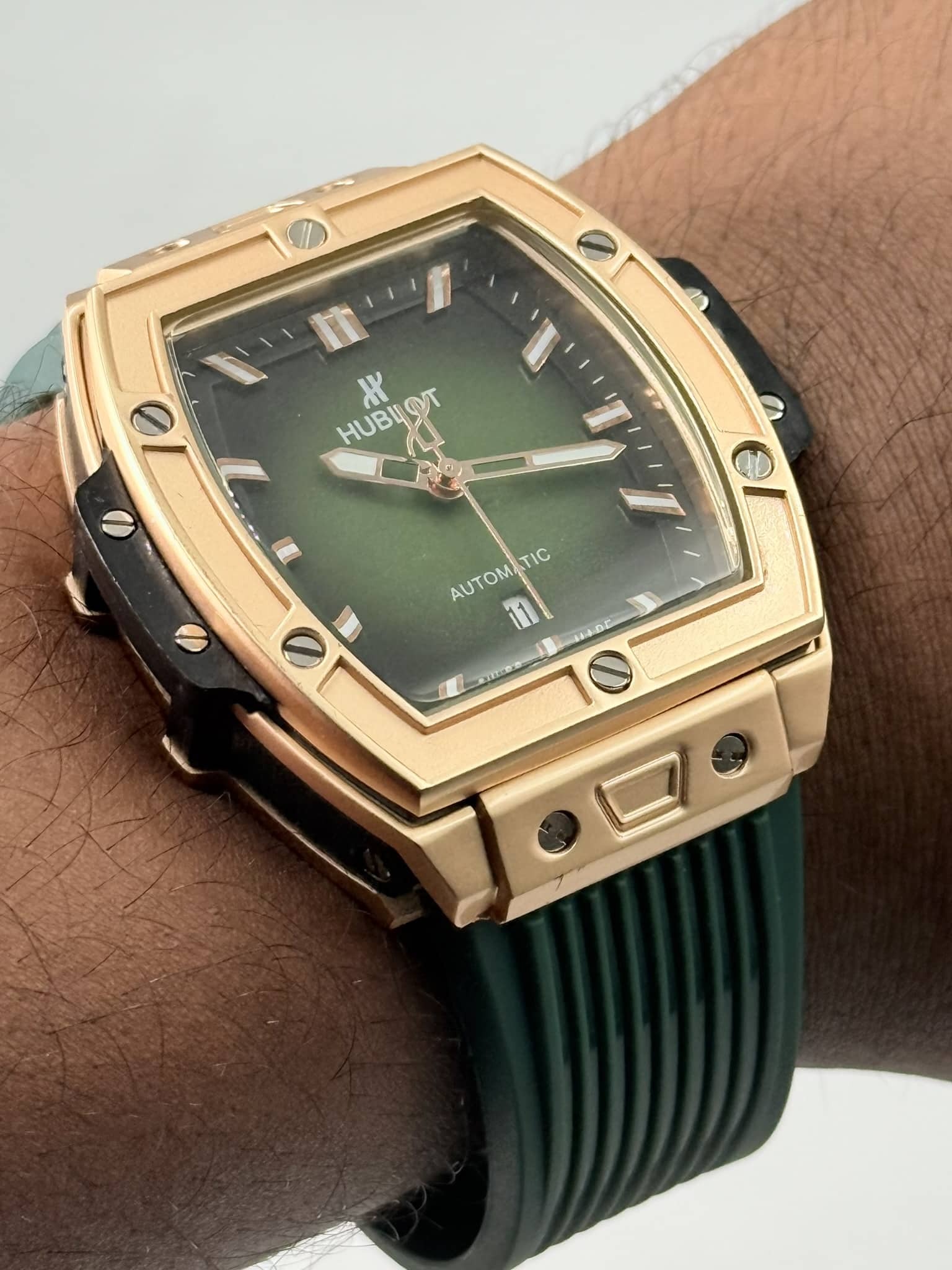 Hublot Spirit of Big Bang Rose Gold Case Green Dial Man’s Watch - Image 6