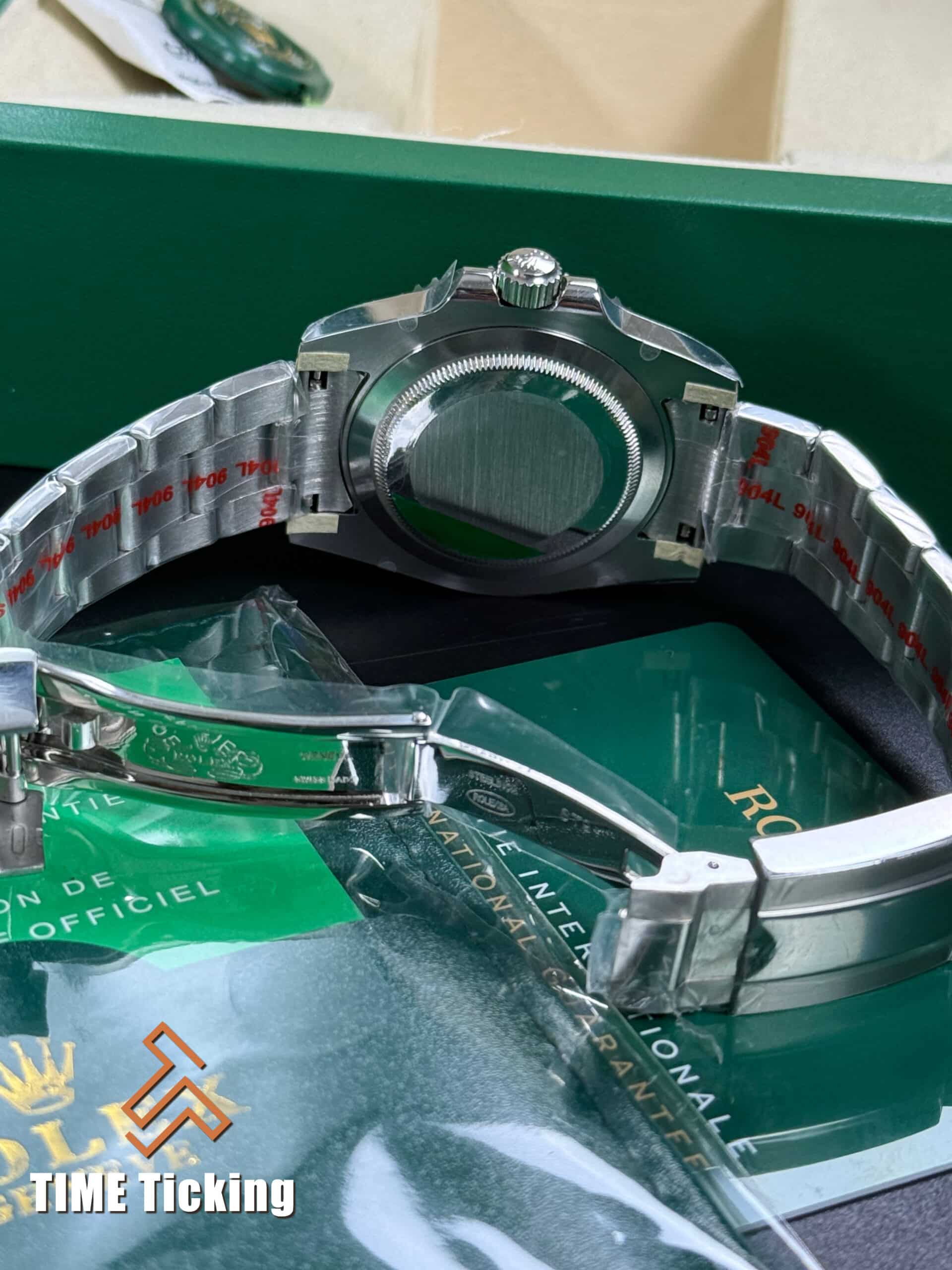 Rolex GMT-Master II 40mm Oystersteel Black & Grey Cerachrom Bezel - Image 5