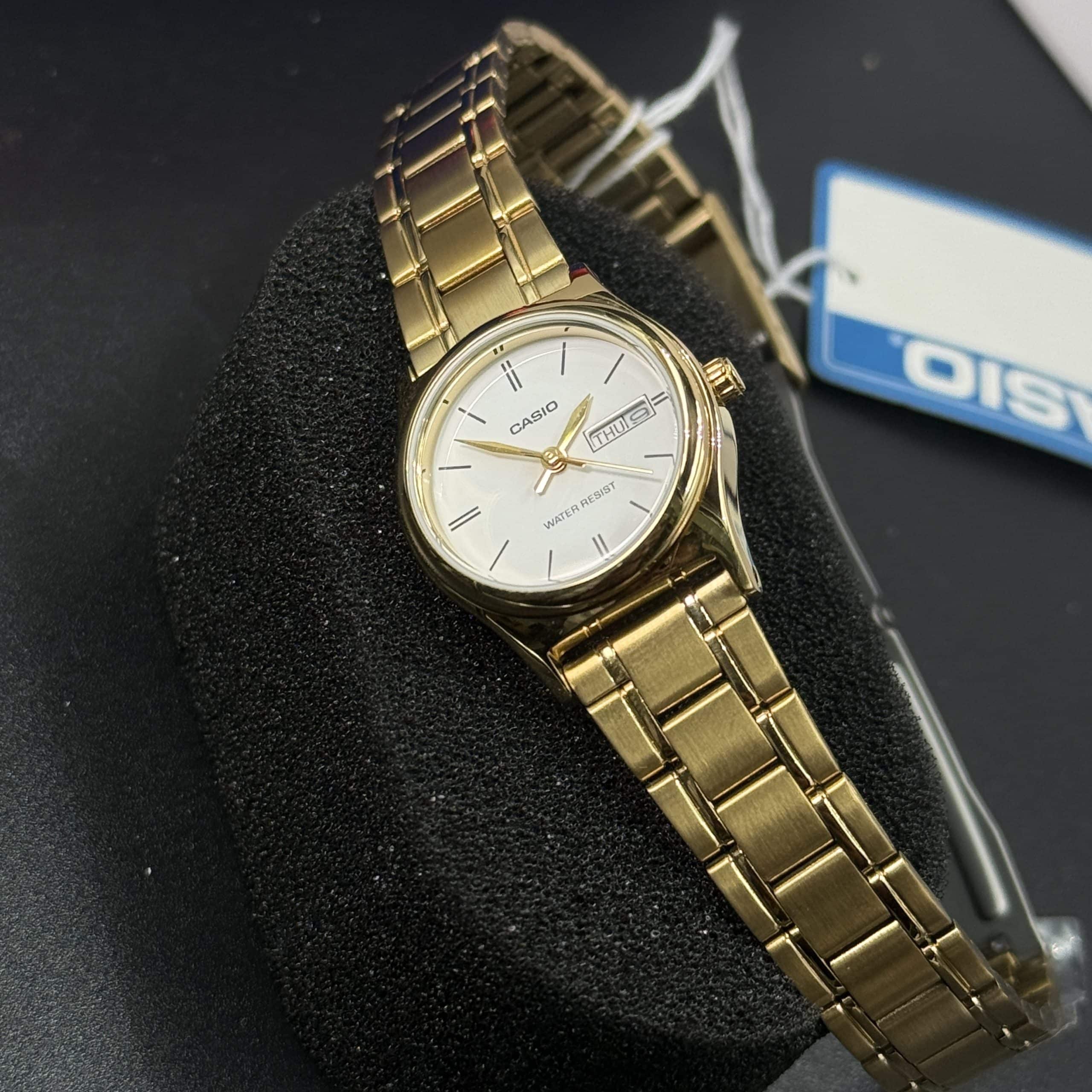 Casio LTP-V006G-7BUDF Women’s Analog Quartz Watch. - Image 3