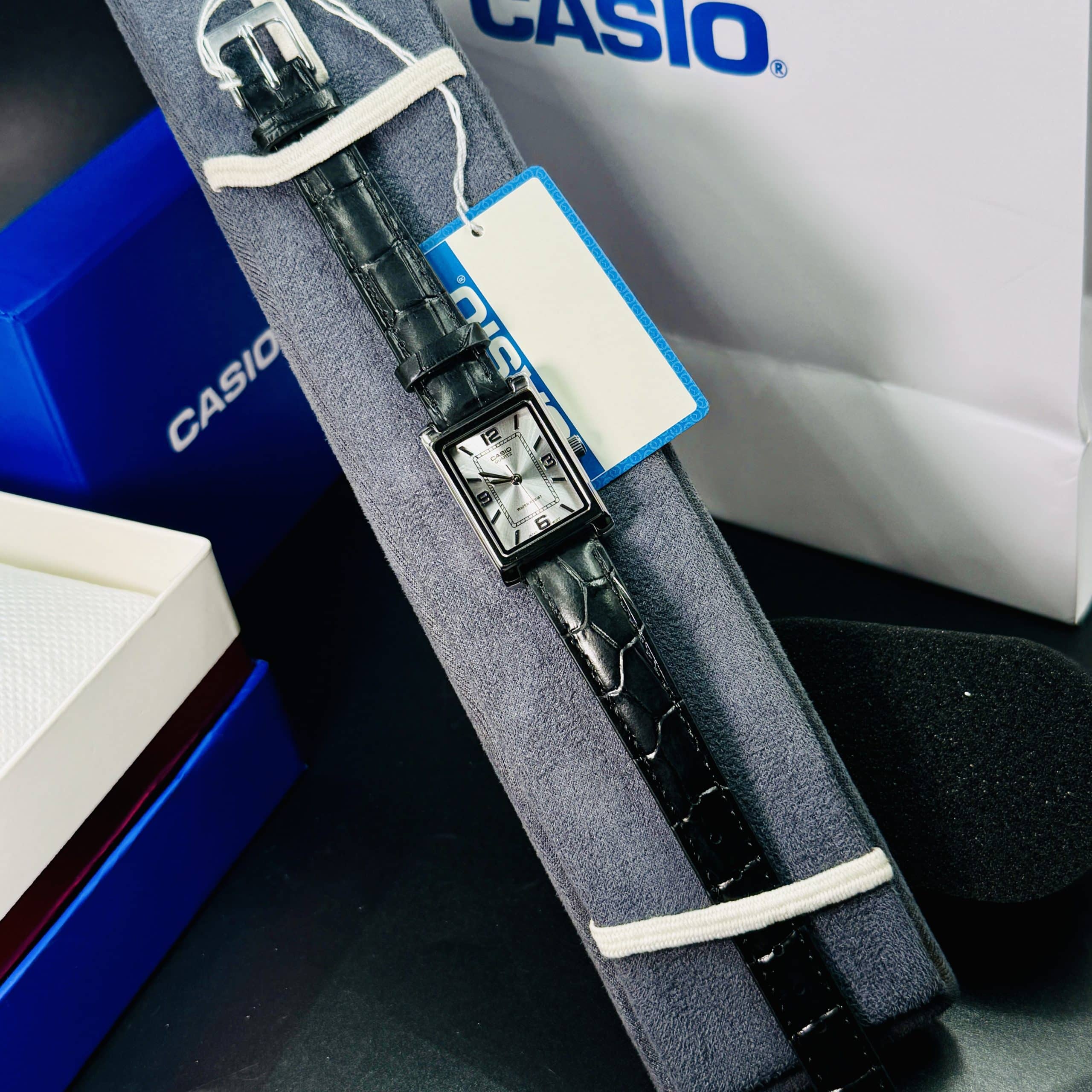 Casio LTP-1234LL-7ADF QUARTZ Women’s best Watch. - Image 3