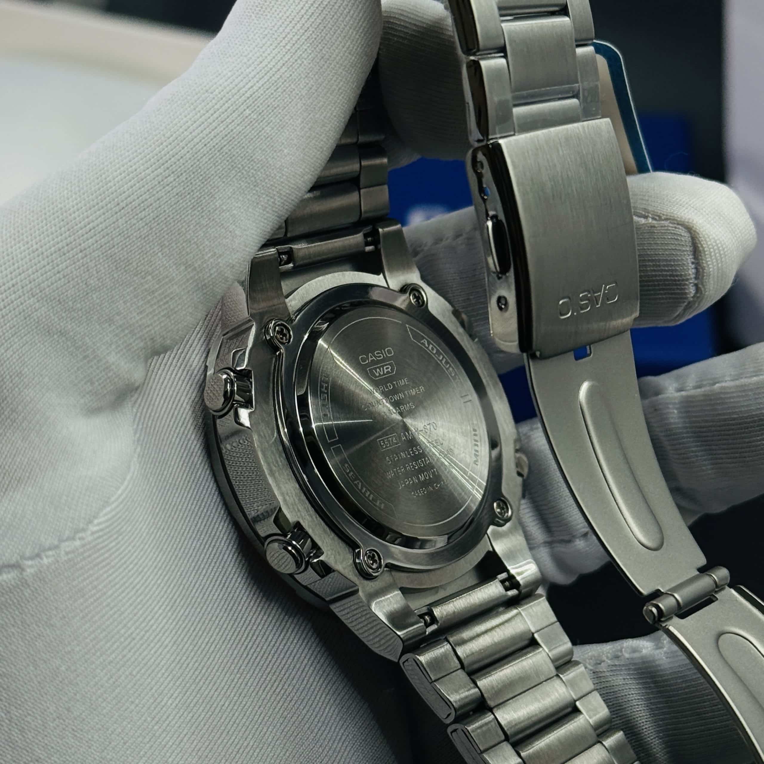Casio AMW-870DA-2A2VDF Dual Time Analog-Digital Sports Watch. - Image 4