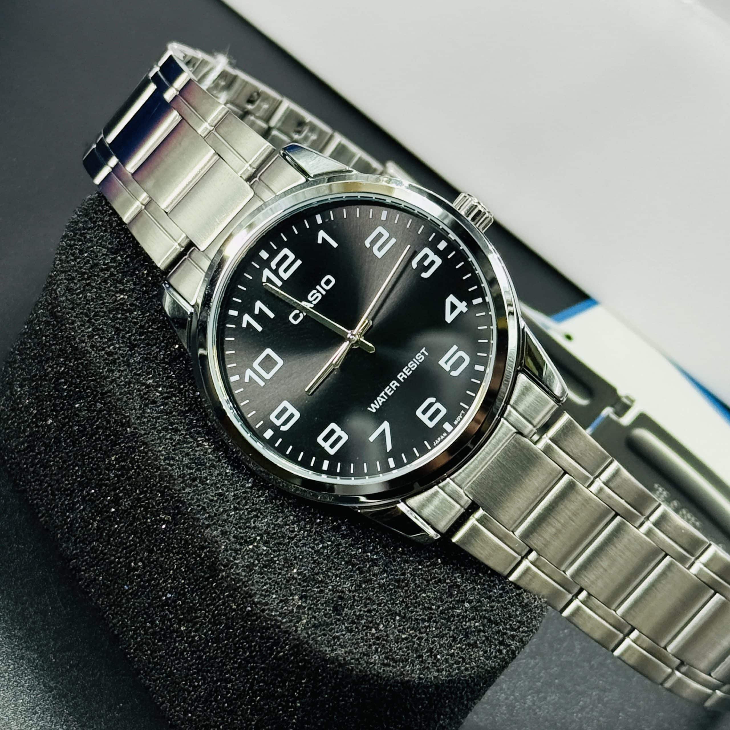 Casio MTP-V001D-1BUDF Stainless Steel Standard Watch. - Image 2