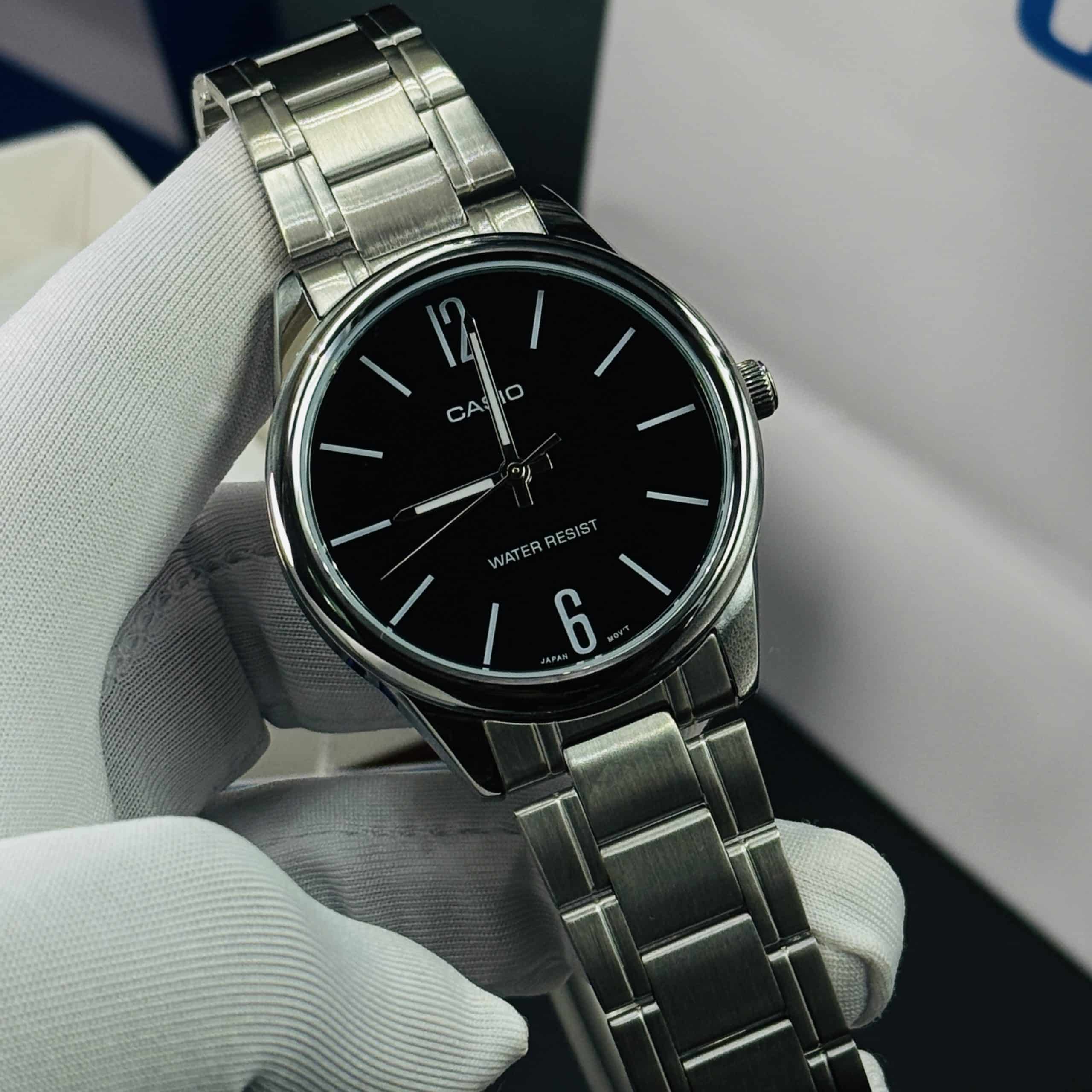 Casio Enticer Series MTP-V005D Stainless Steel Black Dial. - Image 3