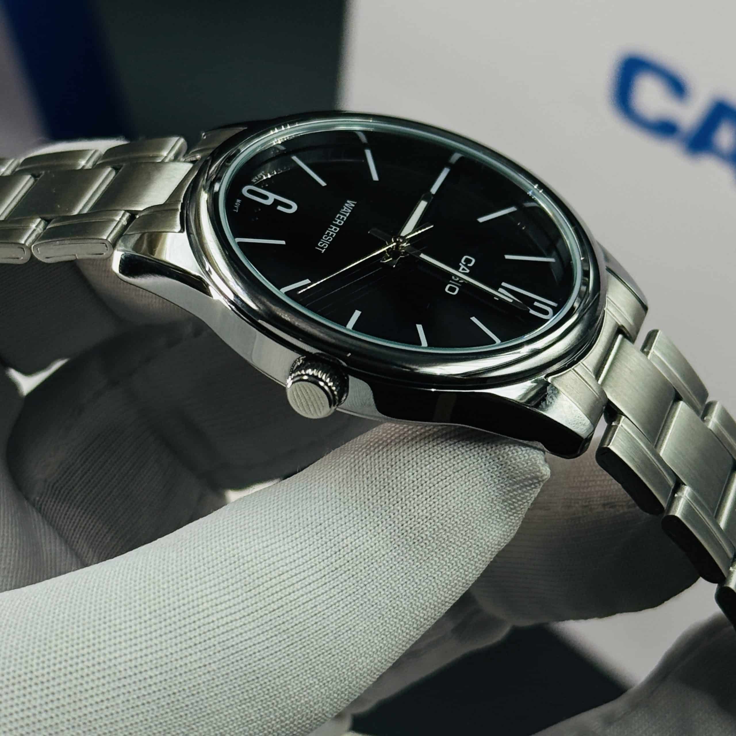 Casio Enticer Series MTP-V005D Stainless Steel Black Dial. - Image 6