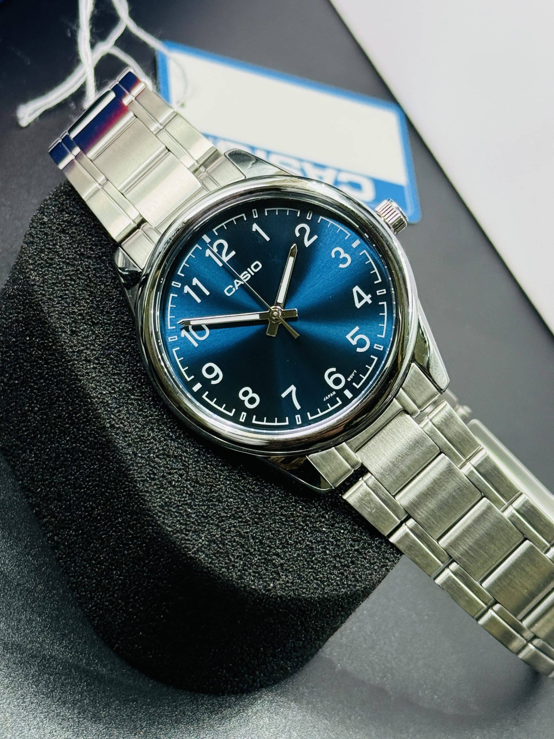 Casio Enticer Series MTP-V005D-2B4UDF Stainless Steel Blue Dial Watch. - Image 2