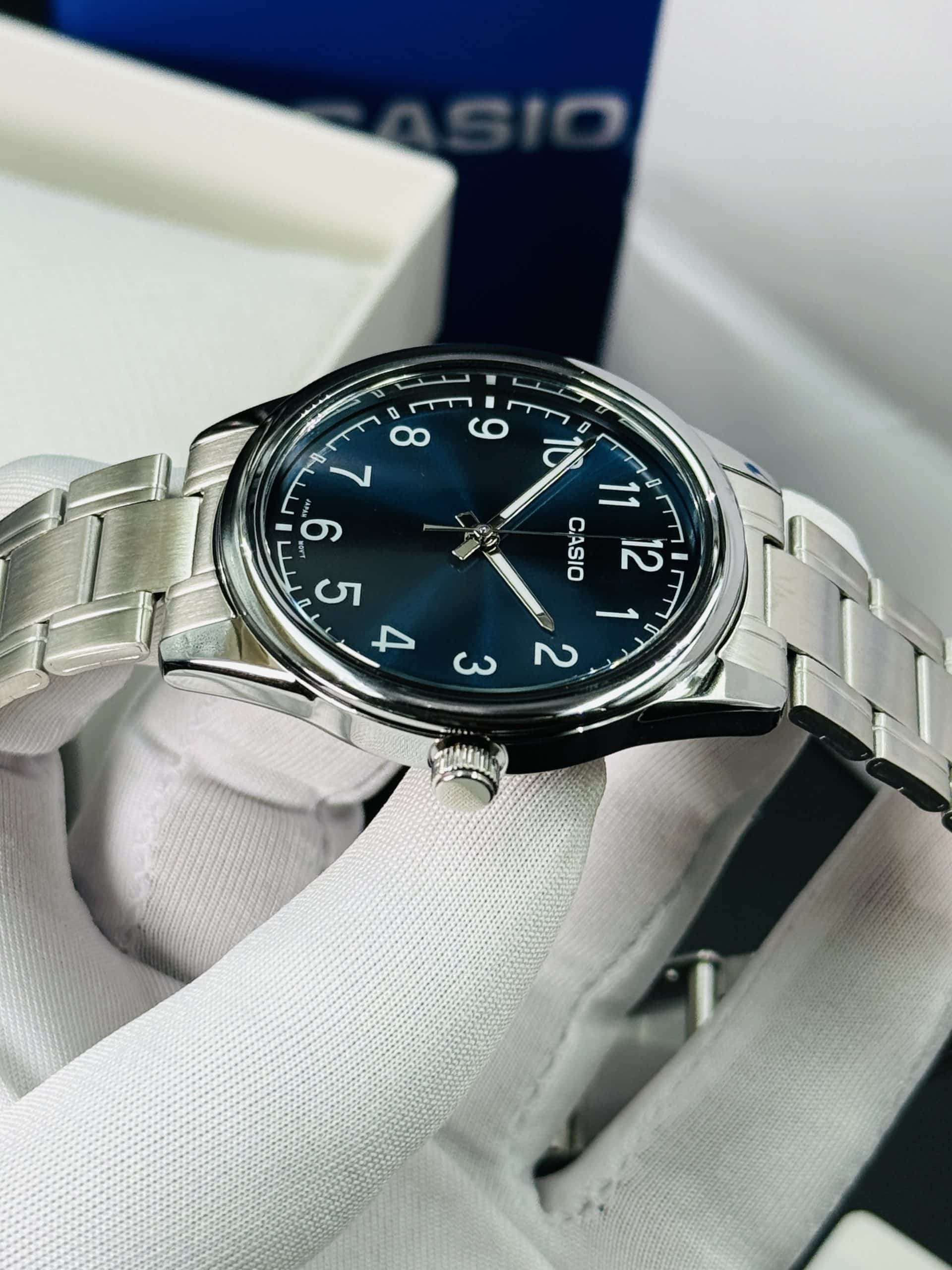 Casio Enticer Series MTP-V005D-2B4UDF Stainless Steel Blue Dial Watch. - Image 6