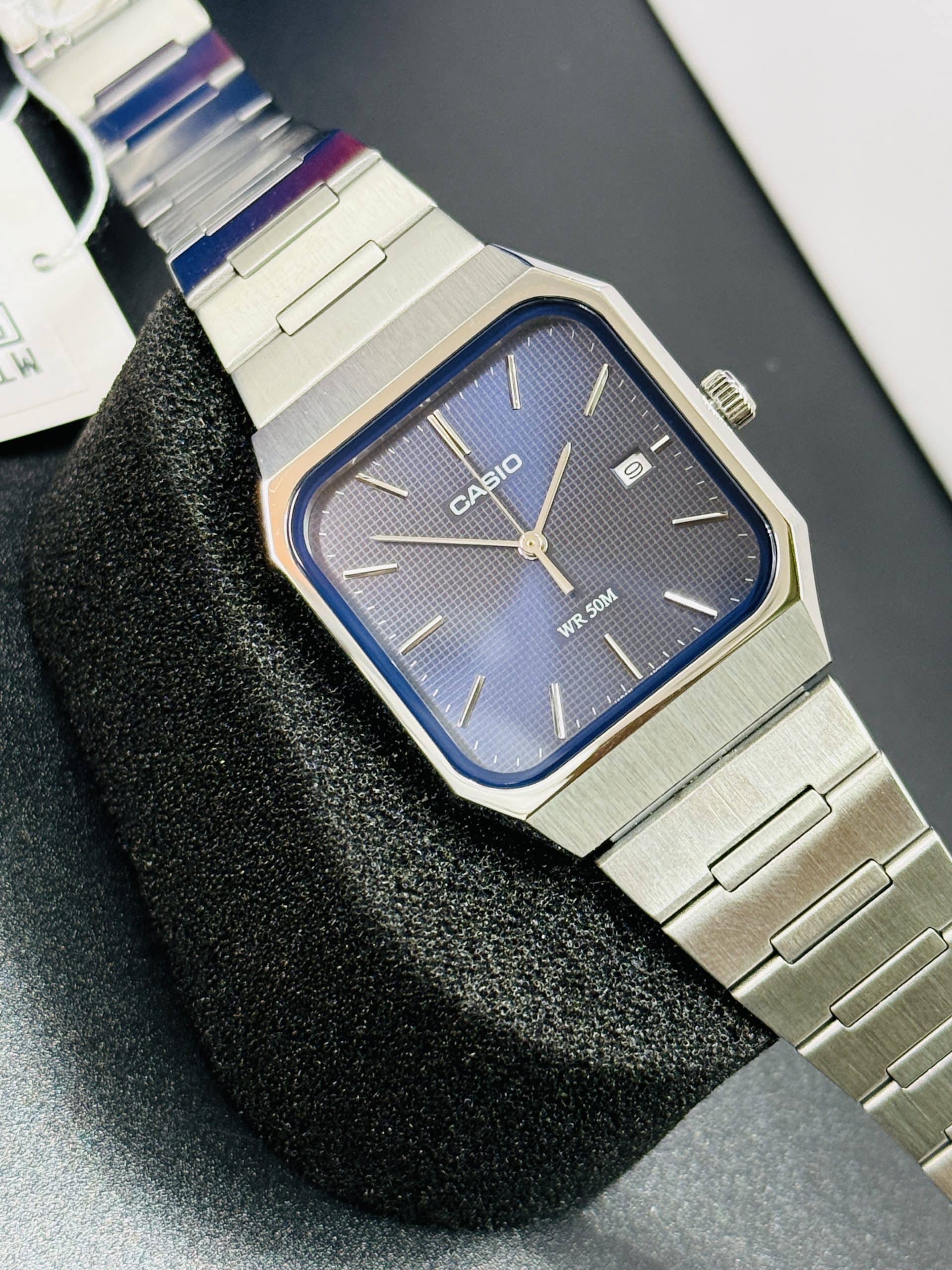 Casio MTP-B185D Blue Dial Men’s Stainless Steel Analog Watch. - Image 3