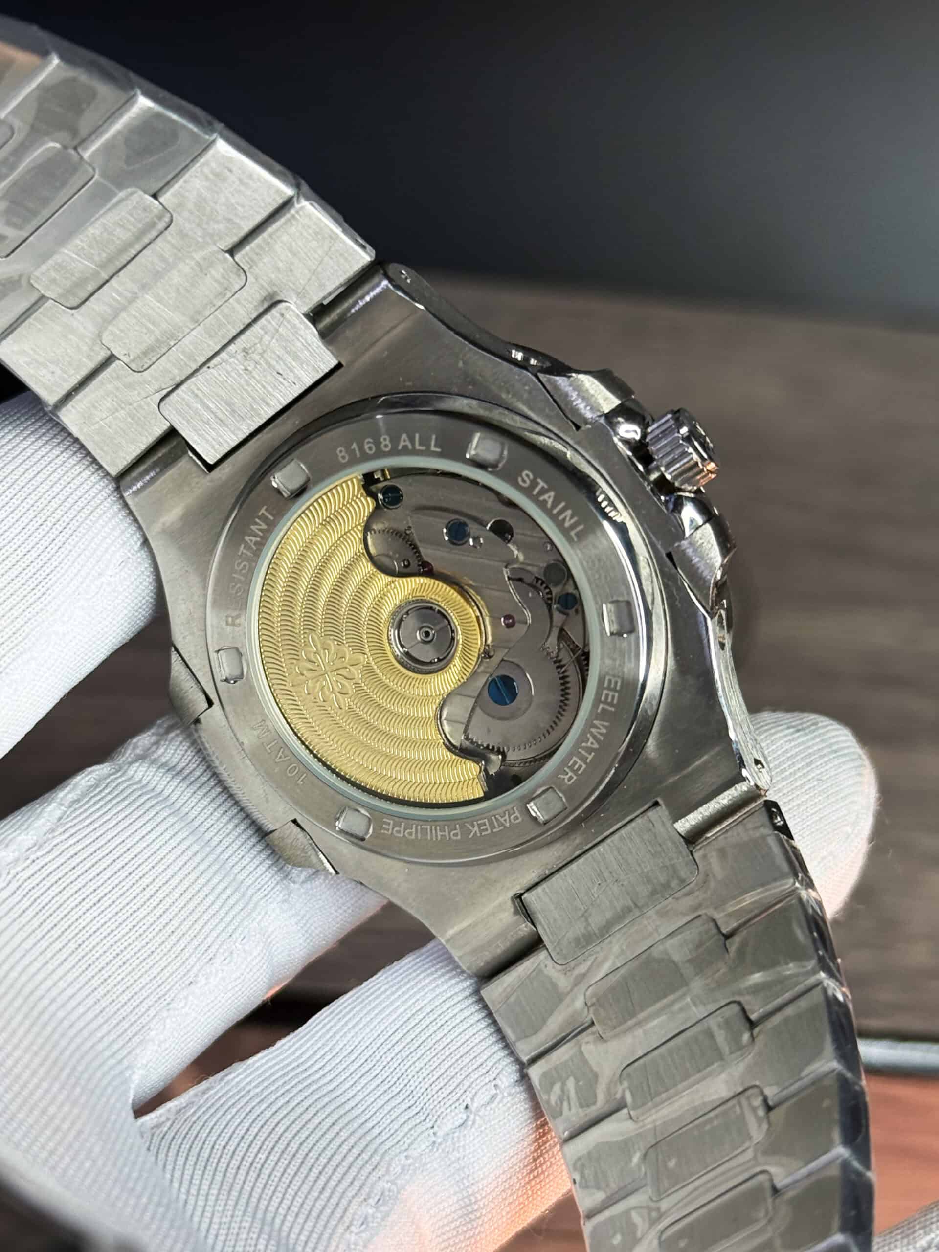 Patek Philippe Nautilus 40mm Stainless Steel gray dial. - Image 6