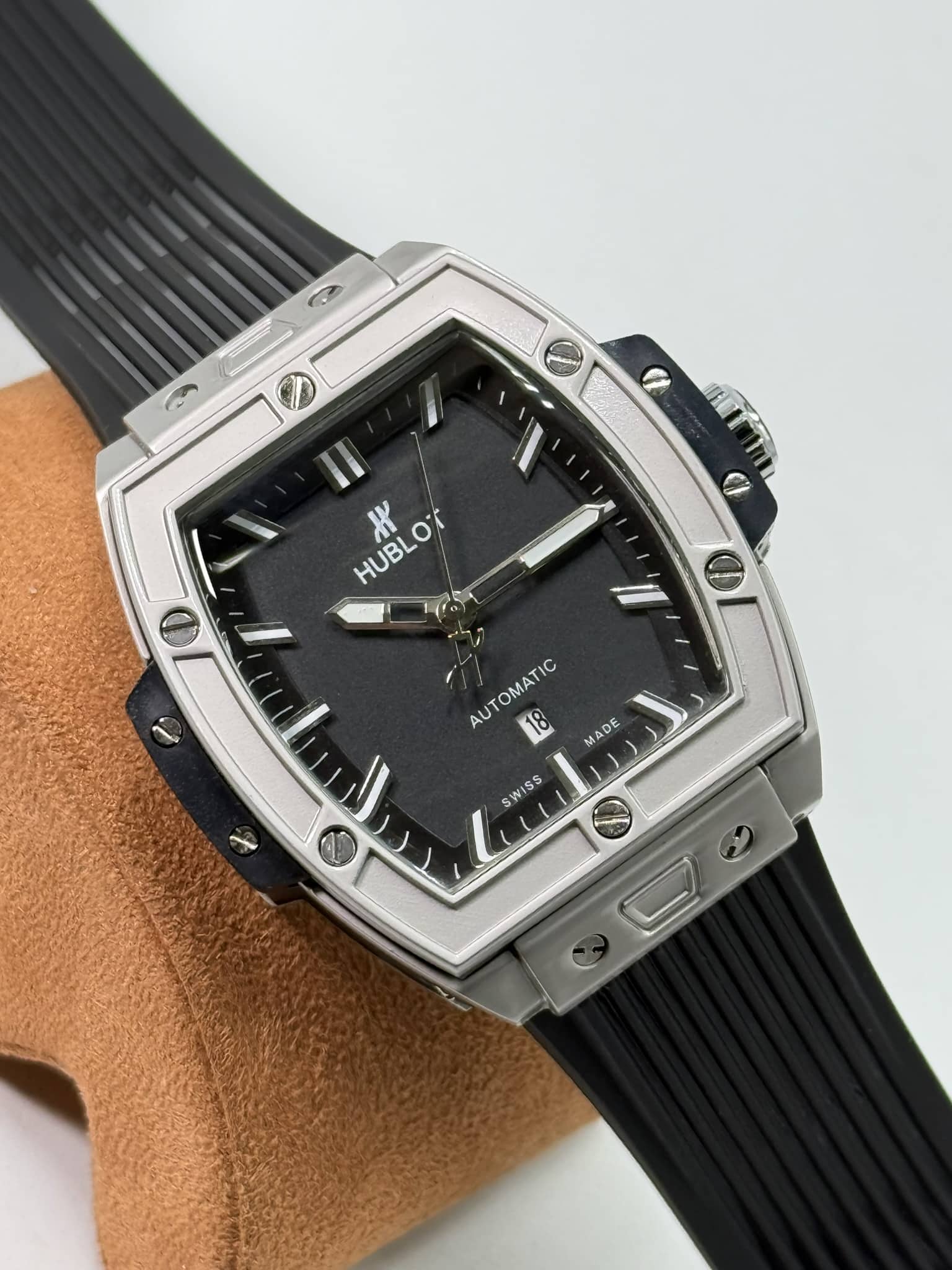 Hublot Spirit of Big Bang Silver Case Black Dial Man’s Watch - Image 2
