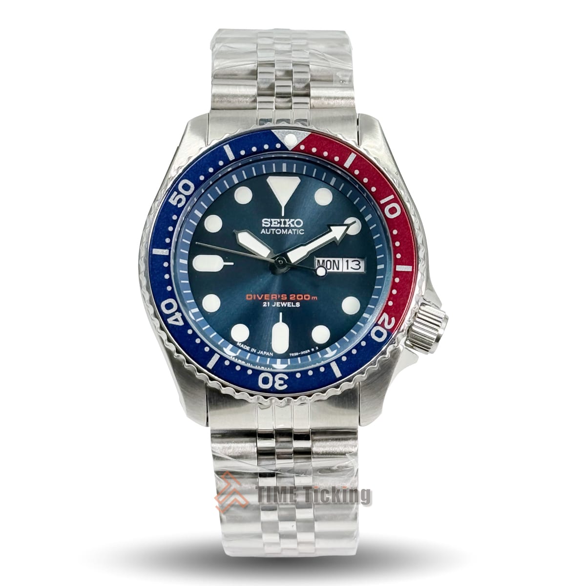 Seiko Automatic Watch 42mm Stainless Steel Case and Bracelet, 2025 Model with 2-Year Remaining Manufacturer Warranty