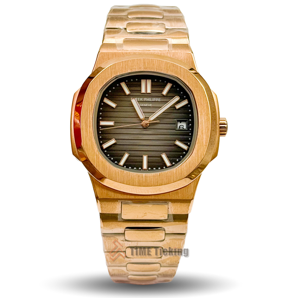 Patek Philippe Nautilus 5711/1A men’s watch with 40mm rose gold case, automatic movement, and black gradient dial
