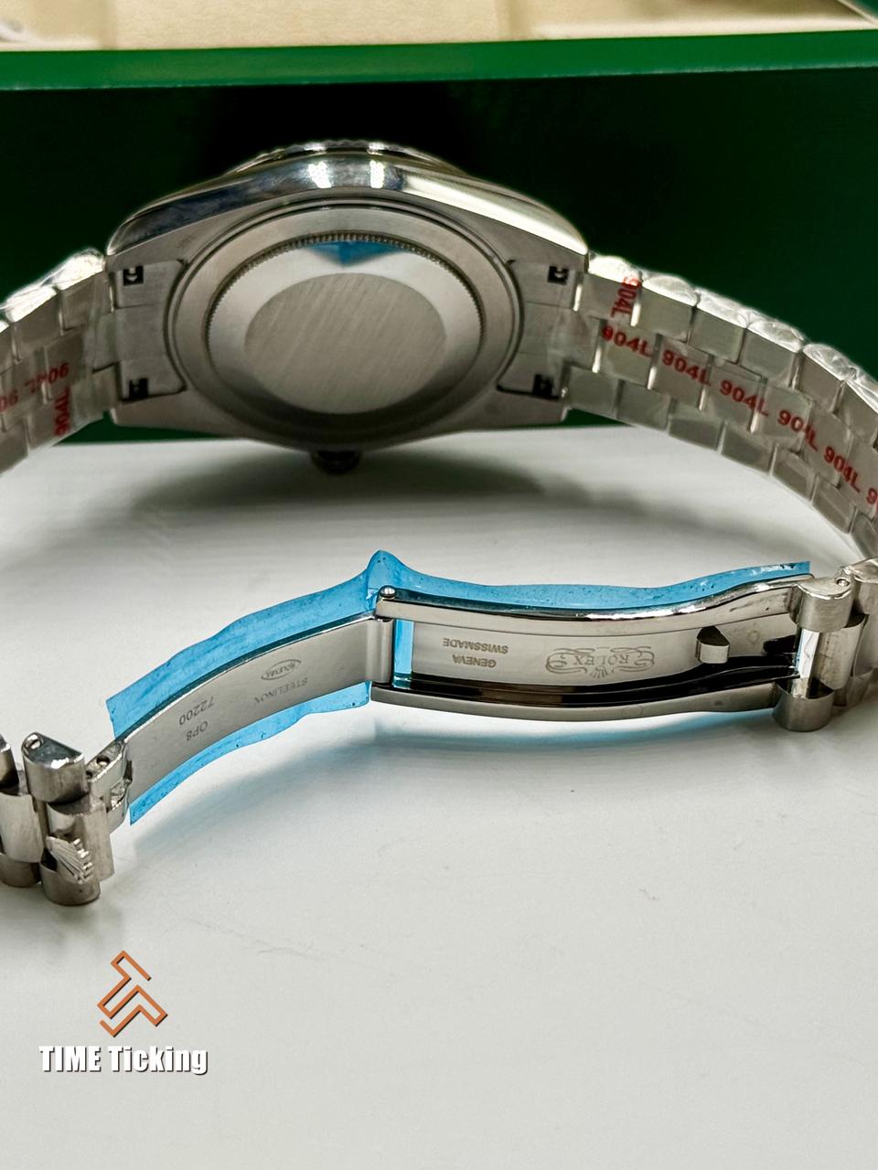 Rolex Day-Date 40 Green Arabic Dial. - Image 6