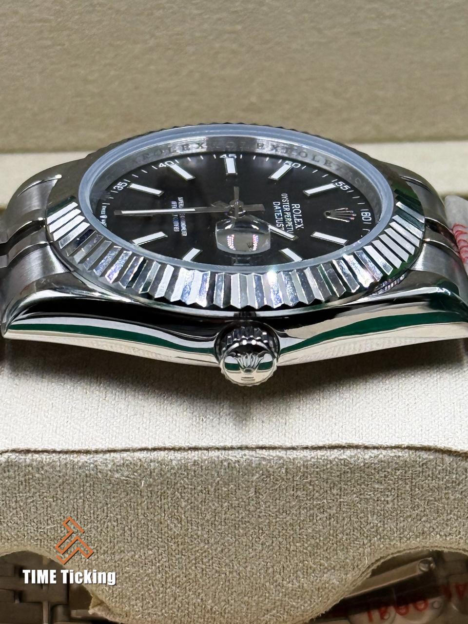 Rolex Datejust 41mm Black Dial. - Image 3