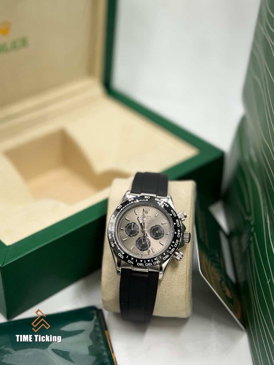 Rolex Cosmograph Daytona Grey Dial Black Belt Oyster Men’s Watch - Image 6