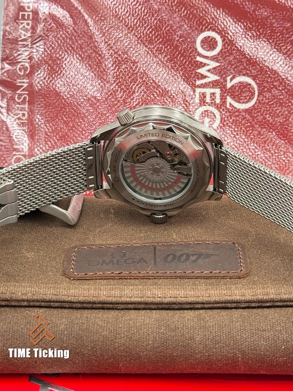 Omega SeaMaster Diver 300M Gray Dial Automatic Luxury Men’s Watch - Image 5