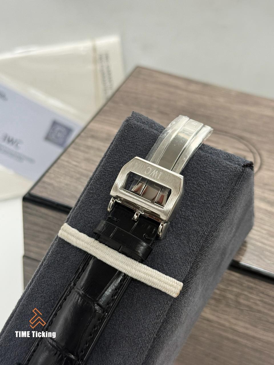 IWC Schaffhausen Portofino Automatic Men’s Watch - Image 8