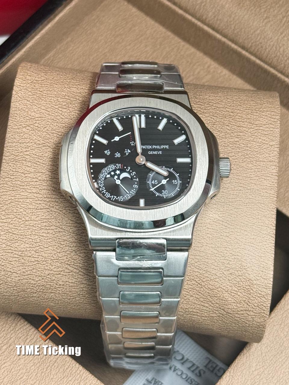 Patek Philippe Nautilus Moonphase 40mm Stainless Steel Black Gradient dial. - Image 4