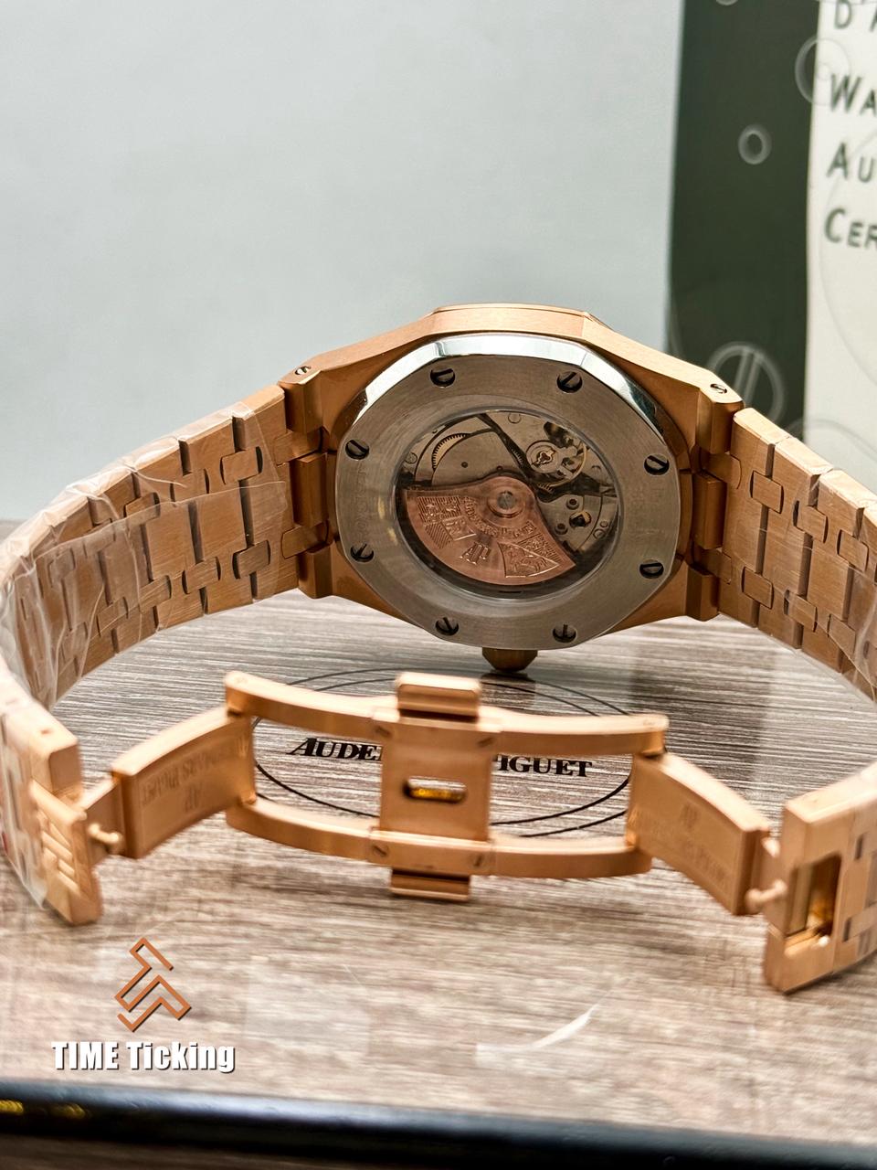 Audemars Piguet Royal Oak Black Dial Rose Gold Automatic 41 mm 50th Anniversary Edition - Image 5