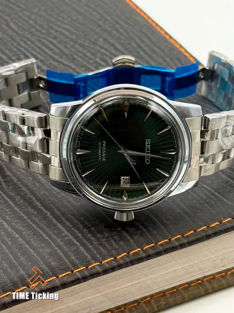 Seiko Presage Cocktail Time Mockingbird Green textured dial - Image 4
