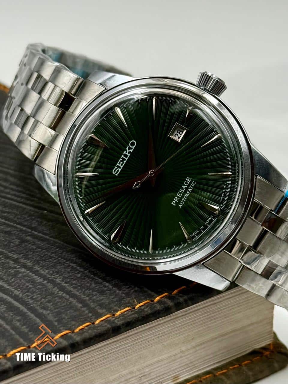 Seiko Presage Cocktail Time Mockingbird Green textured dial - Image 2