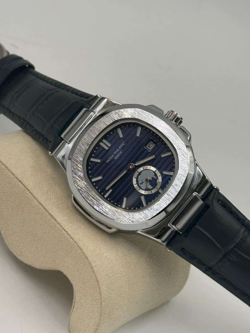Patek Philippe Nautilus Annual Calendar Leather Belt (Dark Blue) - Image 3