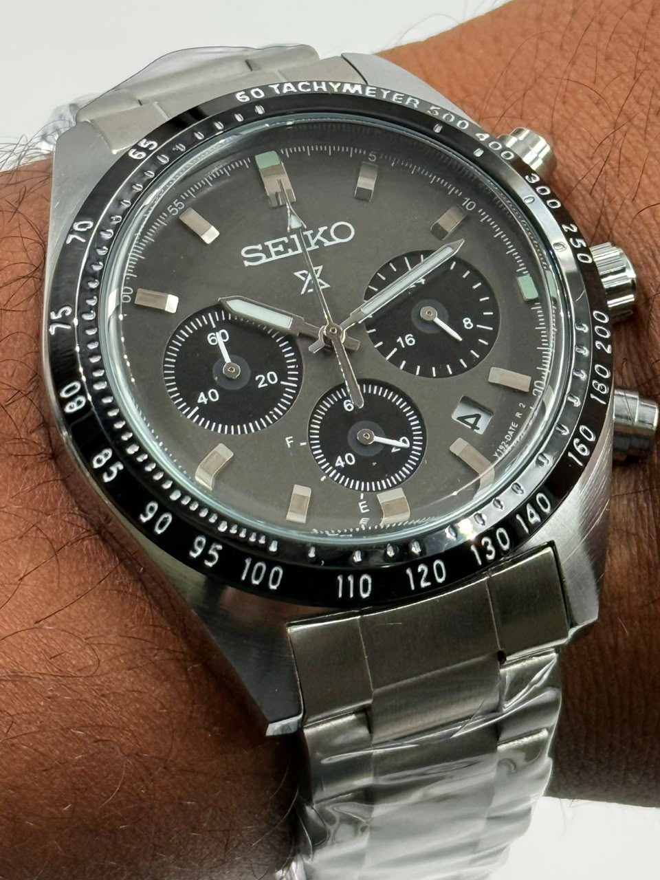 Seiko Prospex Speedtimer Solar Chronograph Dark Grey sandblasted Dial - Image 6