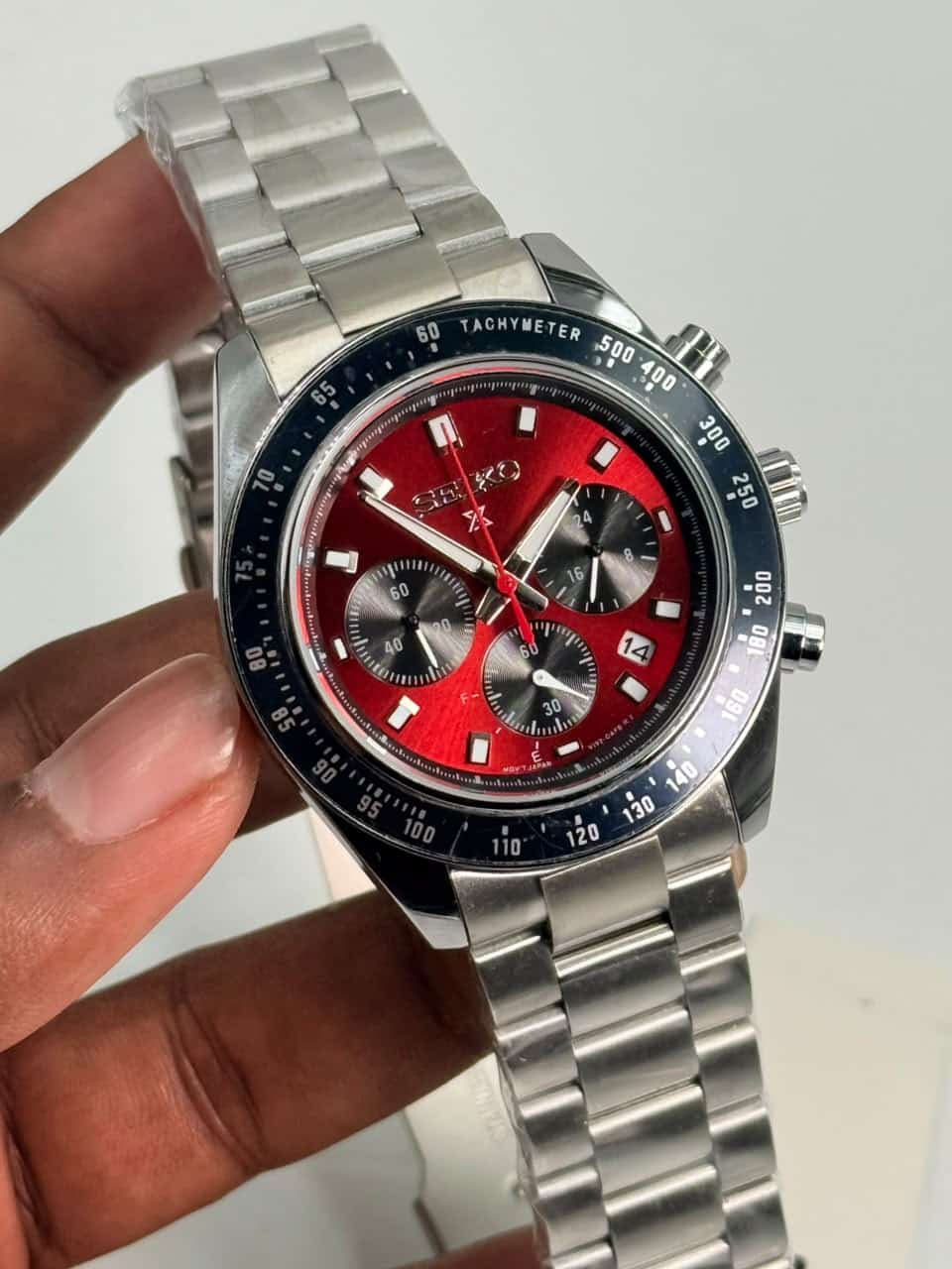 Seiko Prospex Speedtimer Solar Chronograph Crimson Red Sunray Dial - Image 2
