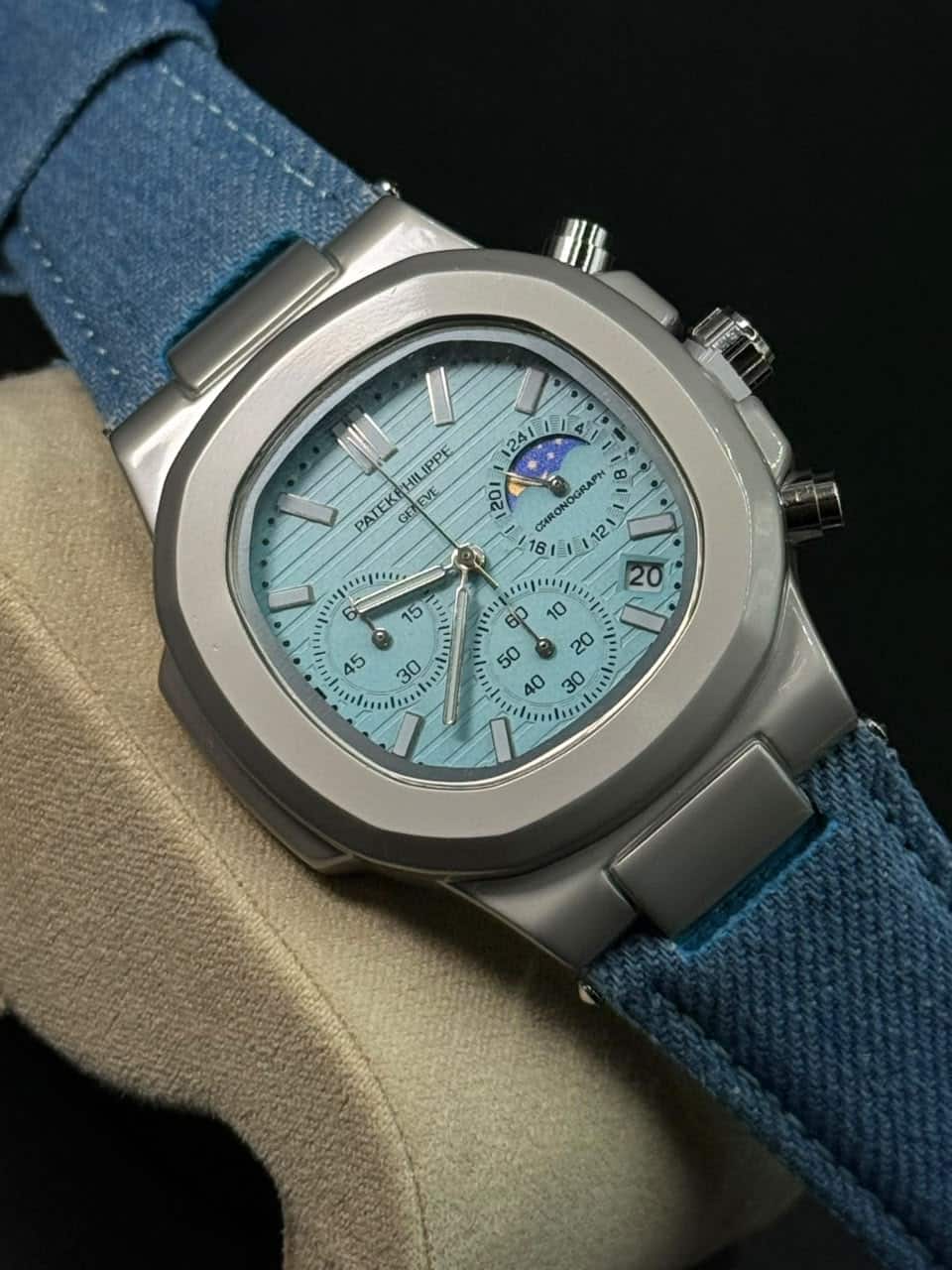 Patek Philippe Nautilus AA Grade Fabric Strap Replica Turquoise Dial - Image 2