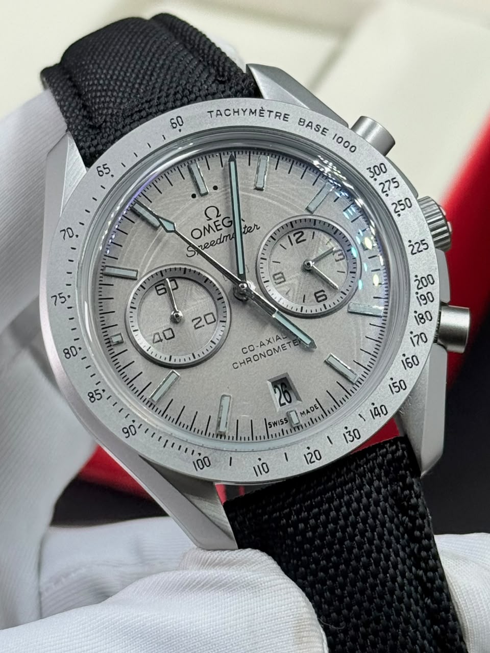 OMEGA Speedmaster Moonwatch “Grey Side of the Moon” - Image 2