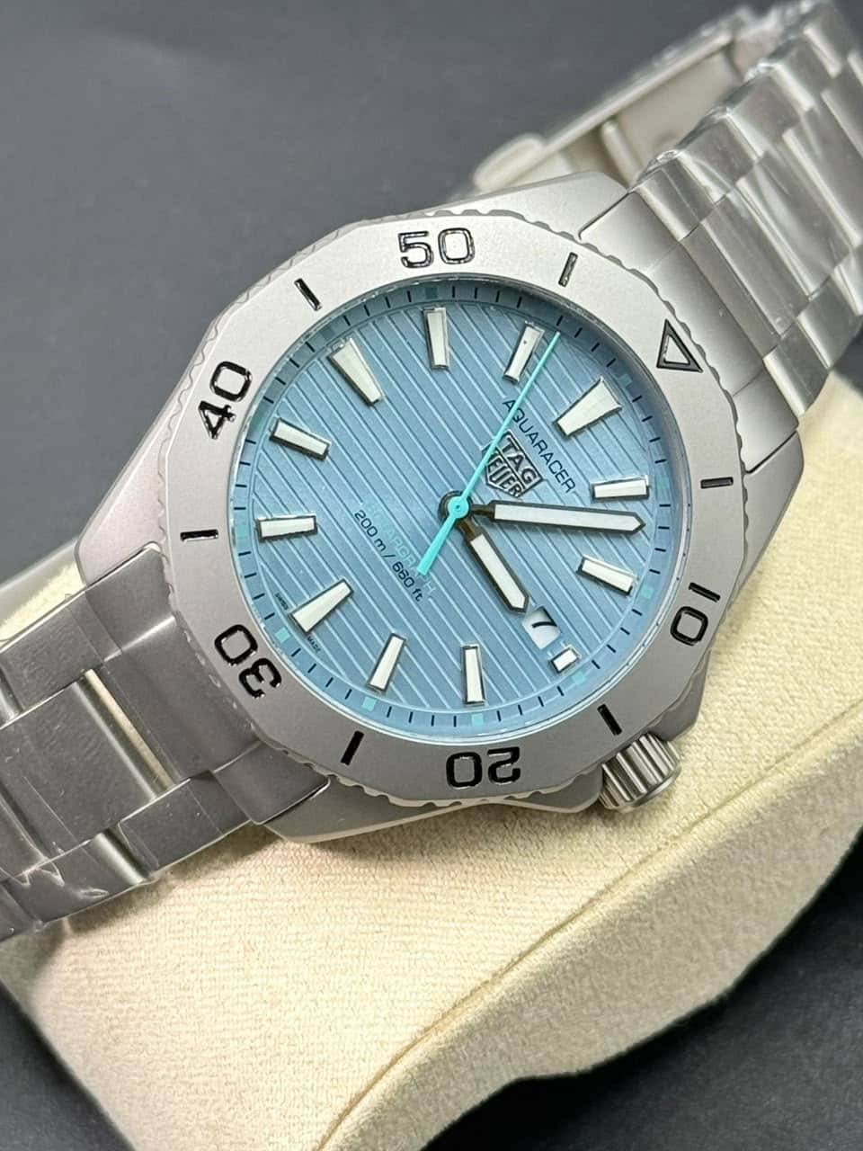 TAG Heuer Aquaracer Professional 200 Solargraph ice blue Dial Mens Watch. - Image 8