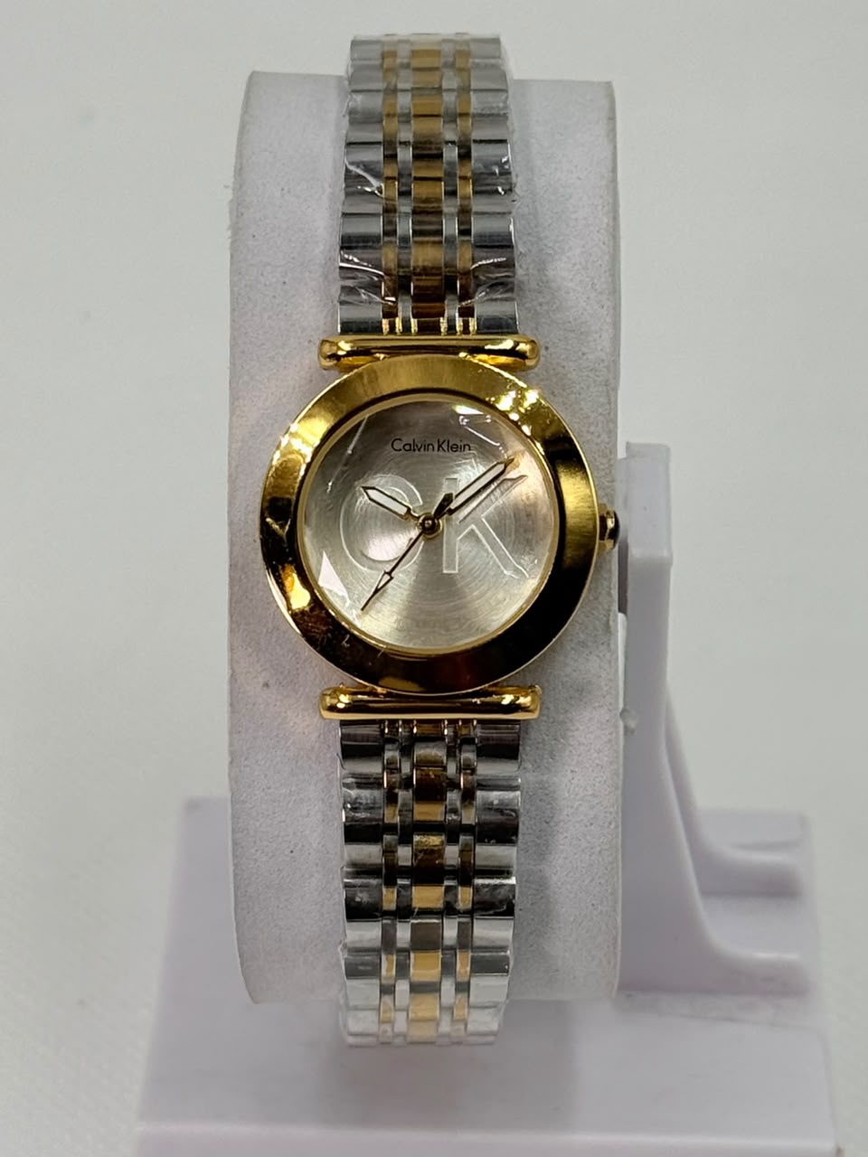 Calvin Klein two-tone quartz Dress watch for women - Image 4