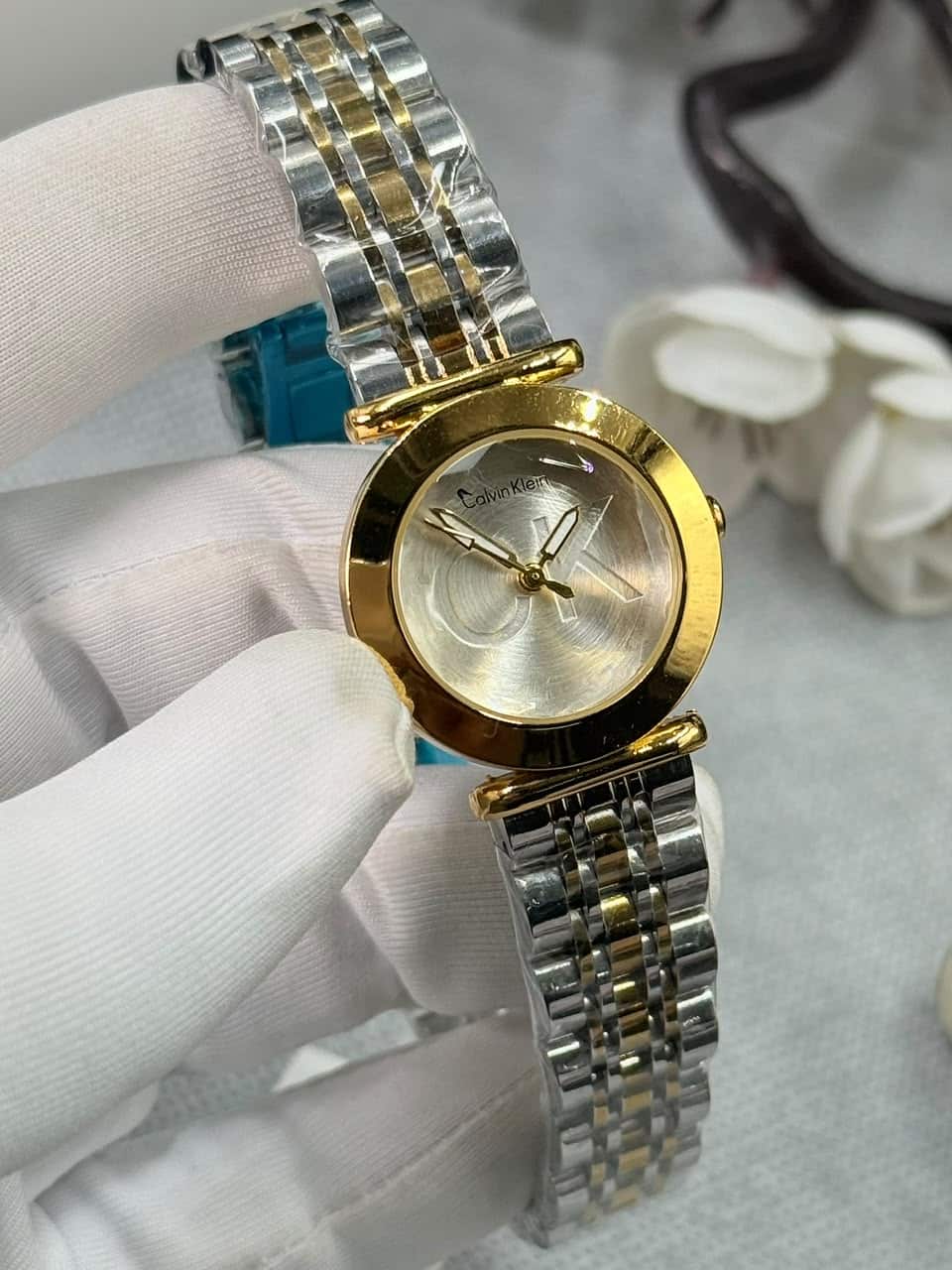 Calvin Klein two-tone quartz Dress watch for women - Image 2