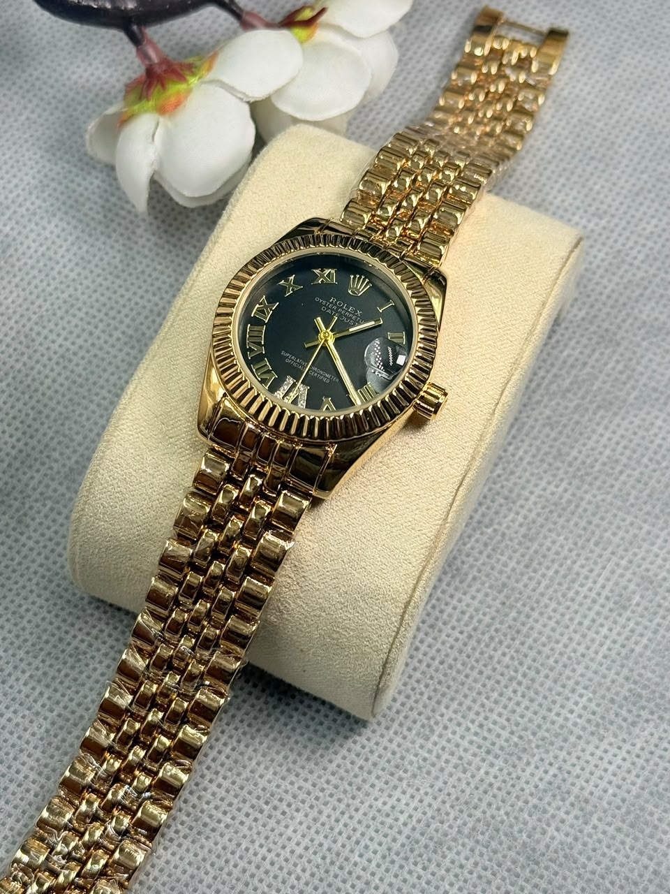 Rolex Oyster Perpetual Datejust watch for women - Image 2