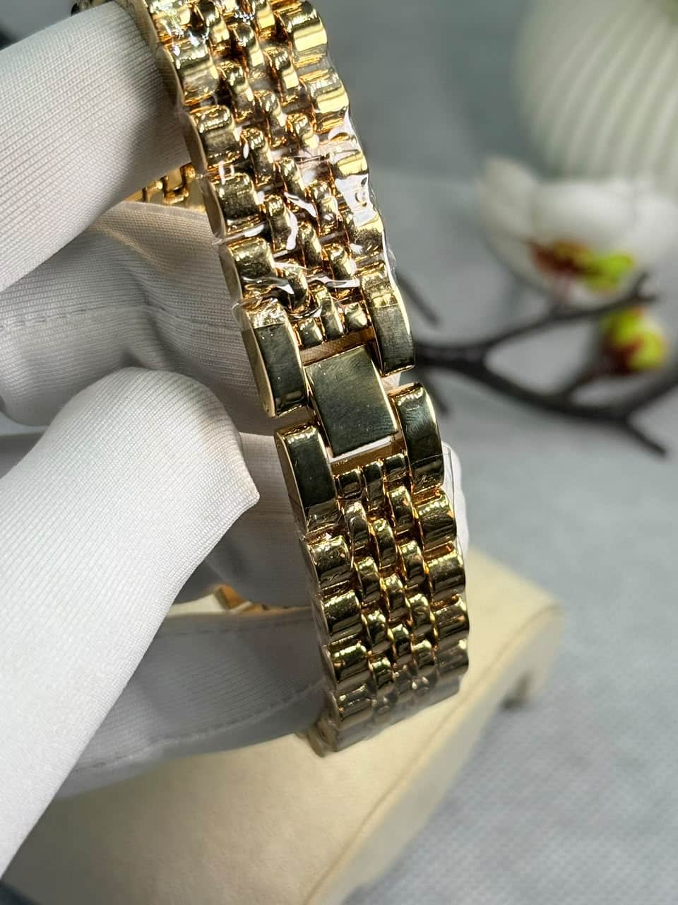 Rolex Oyster Perpetual Datejust watch for women - Image 8