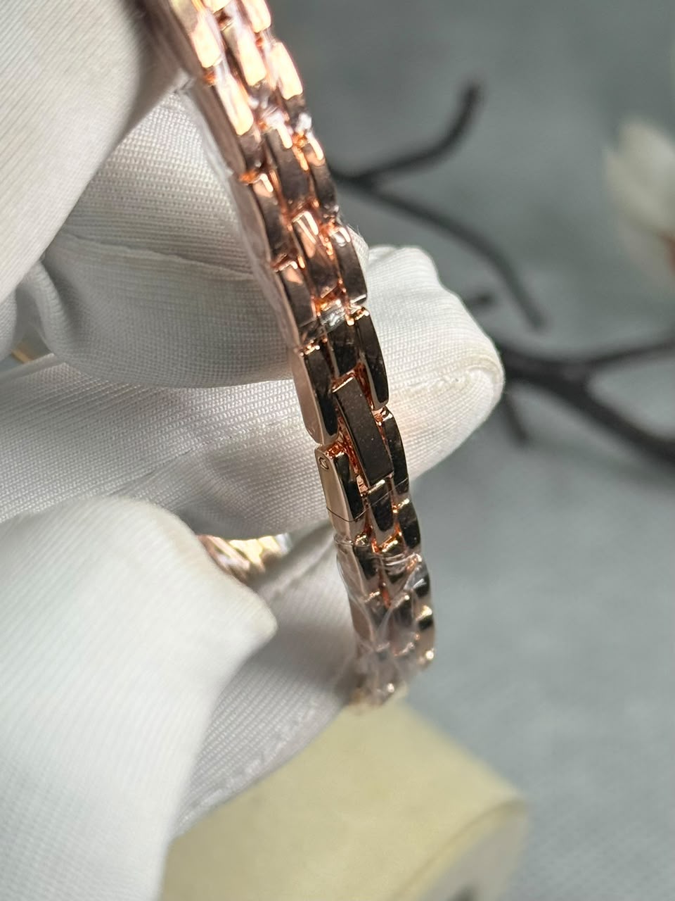 Cartier Baignoire Allongée Bangle Women’s Watch pink Dial Rose Gold Case - Image 7