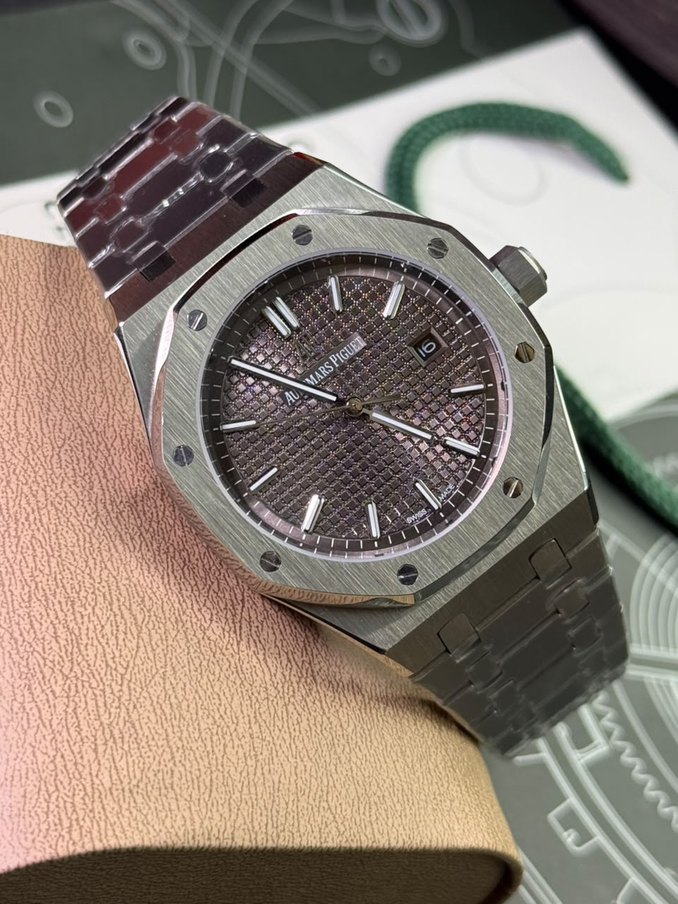 Audemars Piguet Royal Oak Slate grey Dial Stainless Steel Automatic 41 mm - Image 3