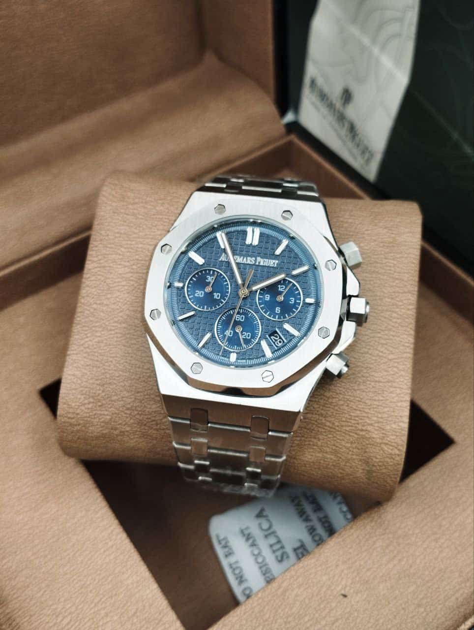 Audemars Piguet Royal Oak Blue Dial Stainless Steel Chronograph 41 mm - Image 3