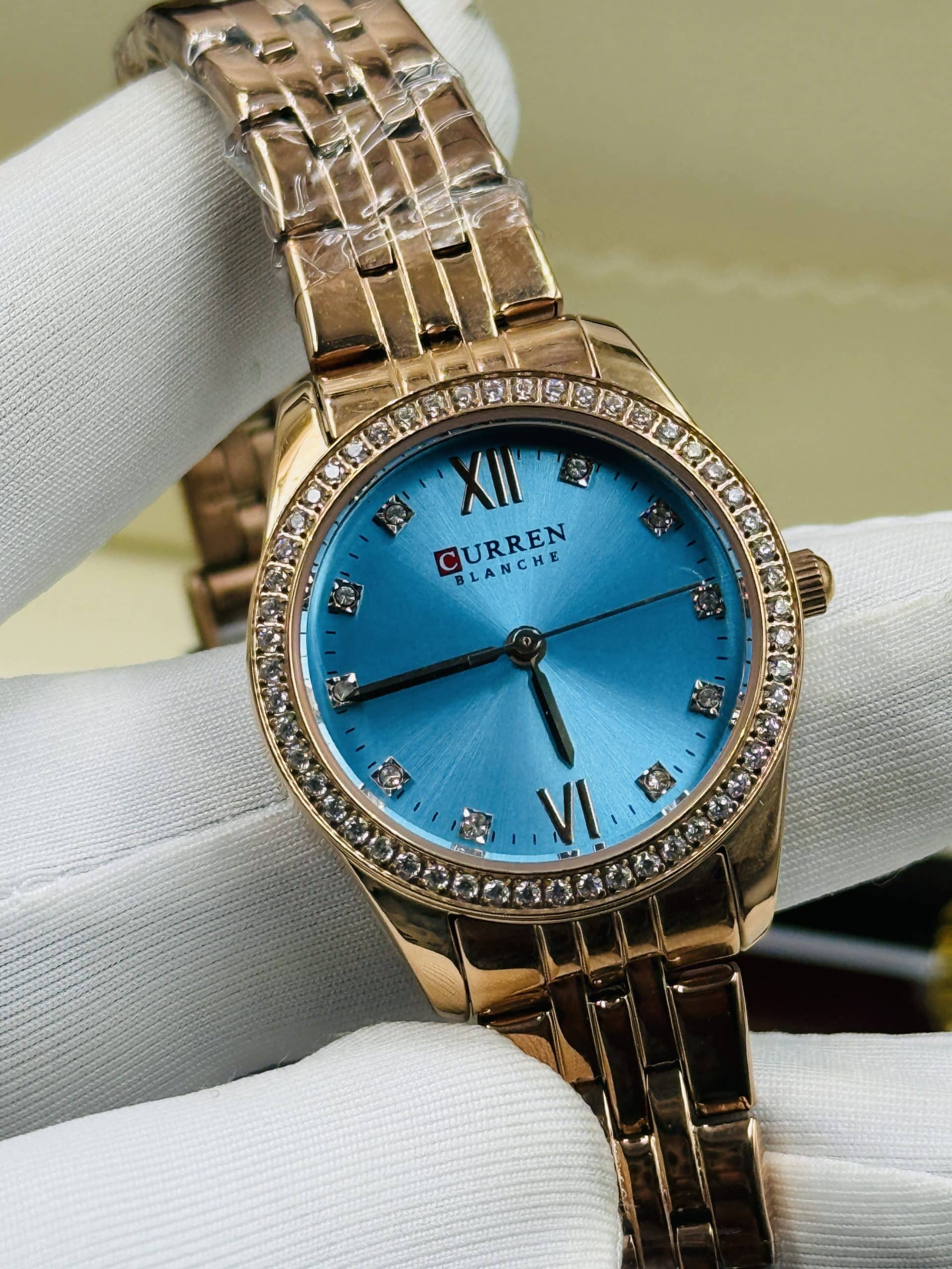 CURREN 9086 Women's Gold Watch with Turquoise Blue Dial and Crystal Bezel | Time Ticking - Image 3