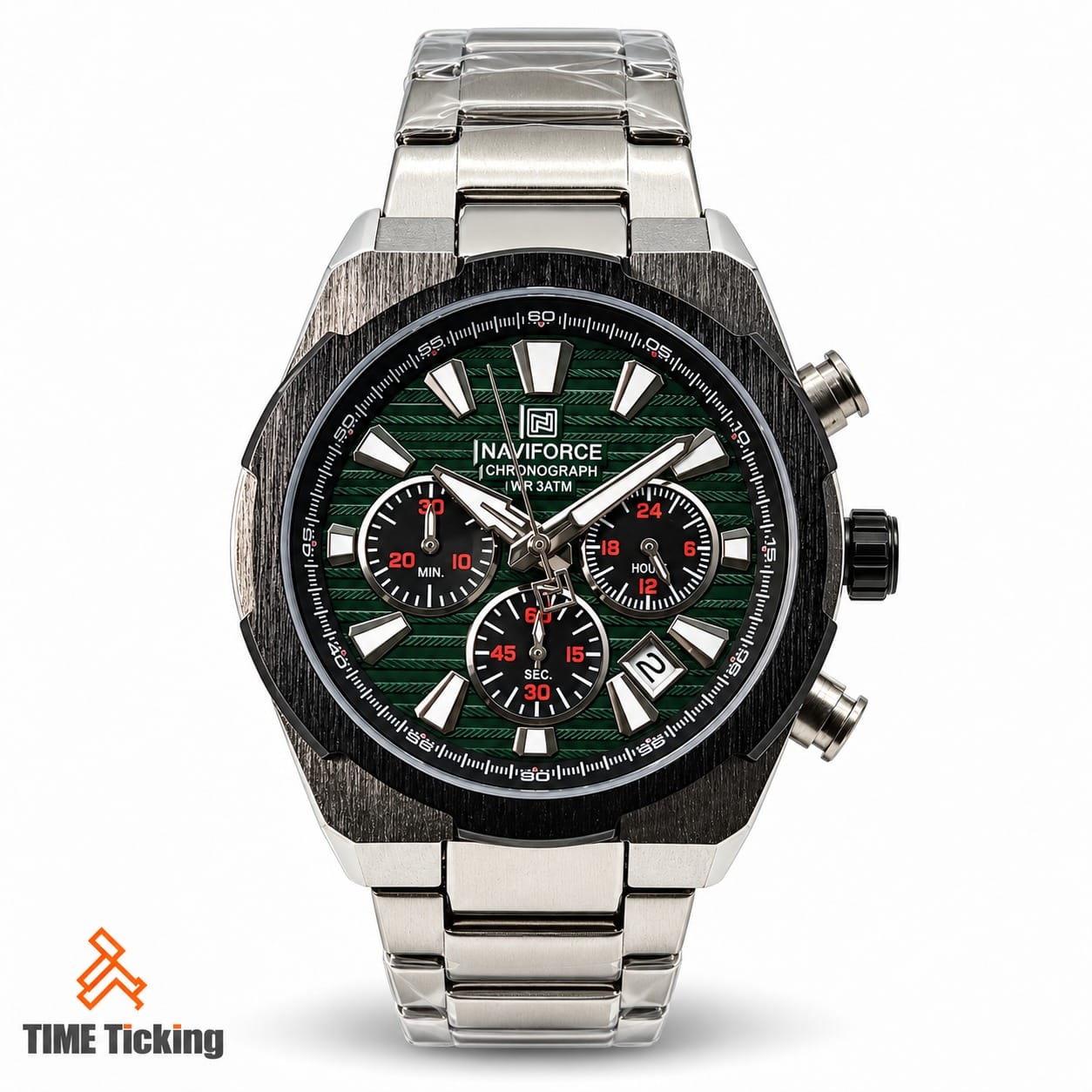 NAVIFORCE NF8081 men's chronograph watch featuring a dark green textured dial, black three-subdial display with red accents, brushed black bezel, silver-tone stainless steel bracelet, and date window.