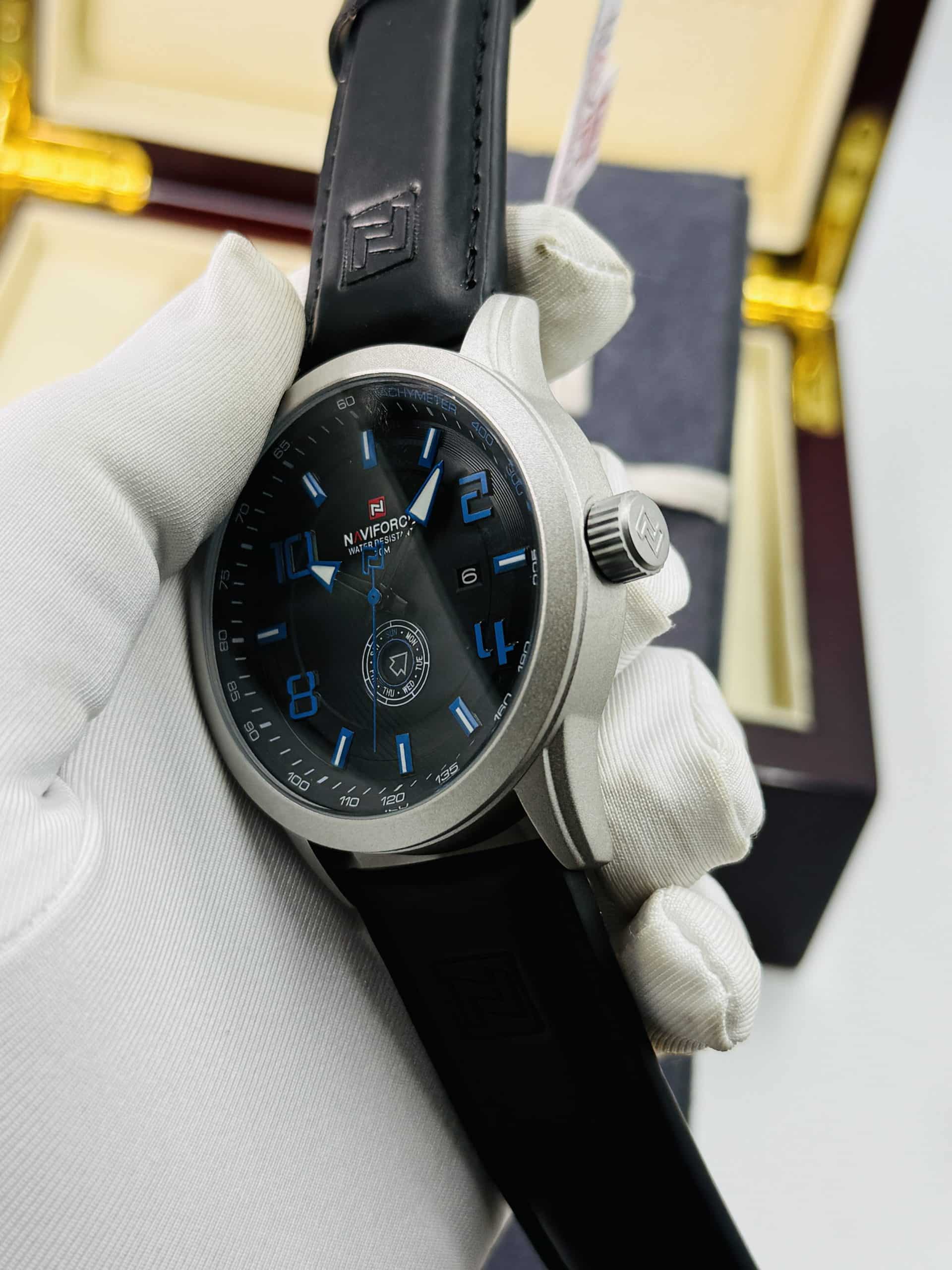 Naviforce NF9229 Men's Black Leather Strap Watch with Blue Dial Markers - Image 3