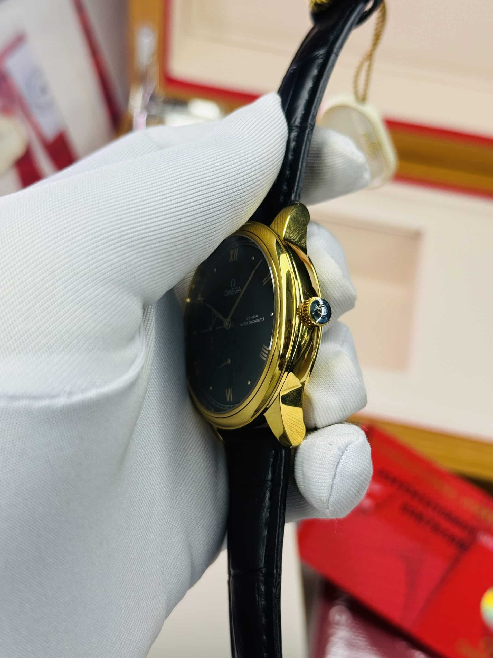 OMEGA De Ville Prestige-Inspired 41mm Men's Green Dial Gold-Tone Watch with Black Leather-Style Strap - Image 4