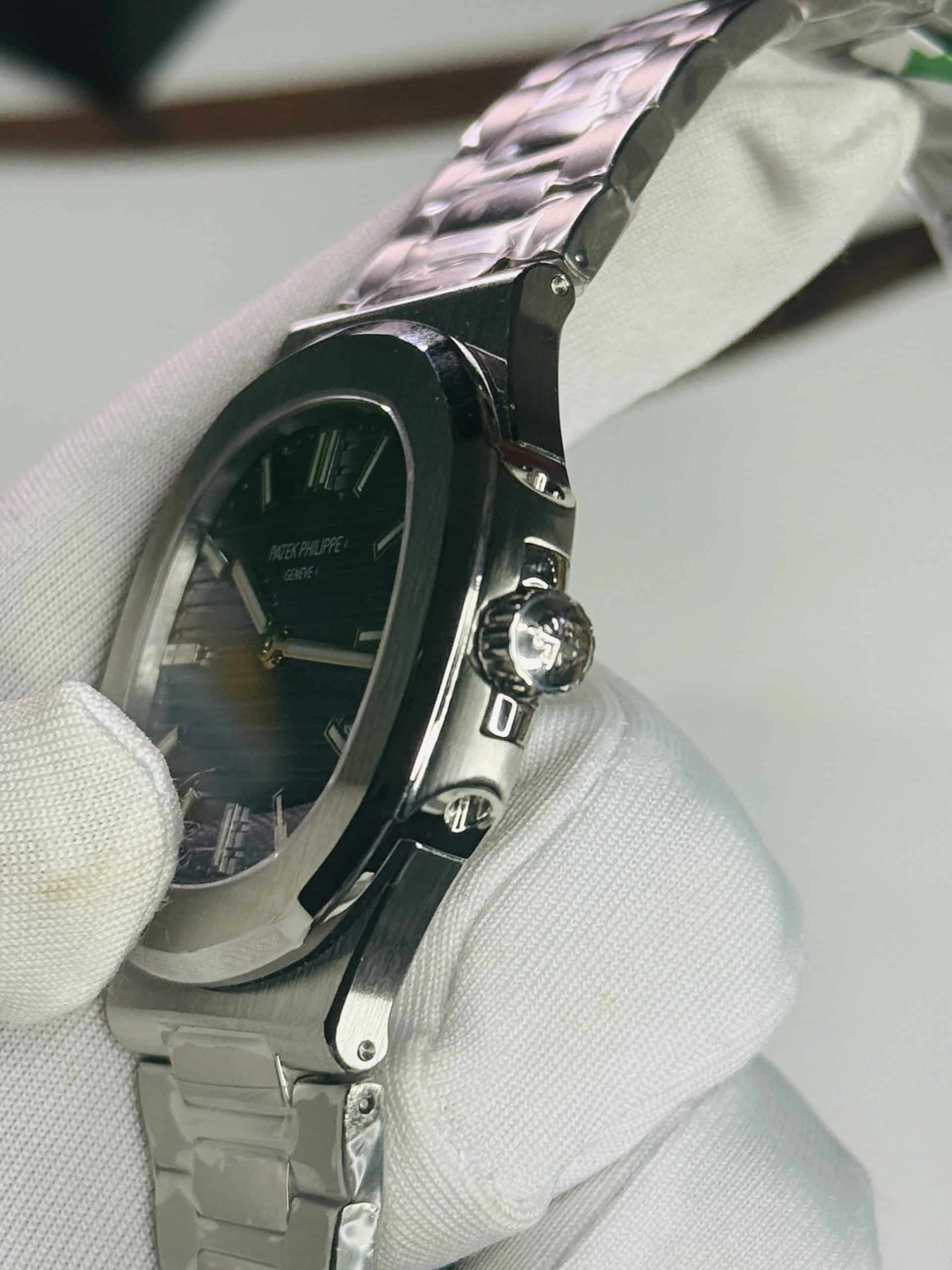 Patek Philippe Nautilus Ref. 5810/1G-001 Blue Dial Stainless Steel Bracelet Watch - Image 3