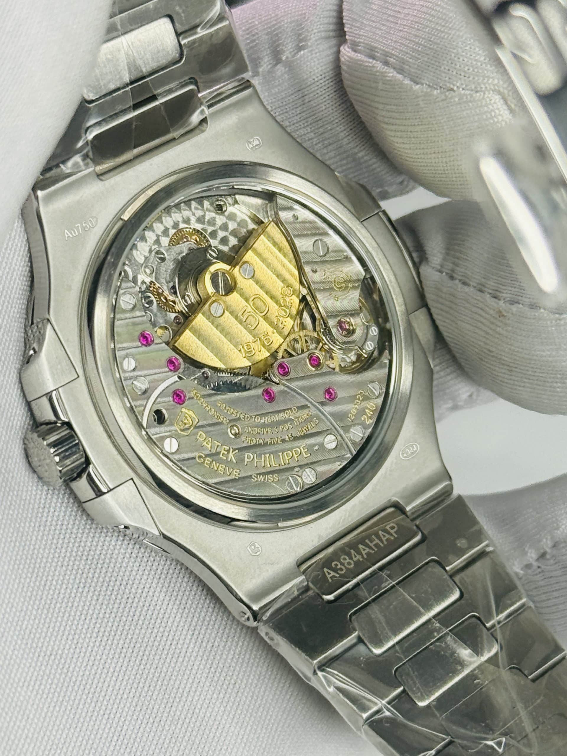 Patek Philippe Nautilus Ref. 5810/1G-001 Blue Dial Stainless Steel Bracelet Watch - Image 4