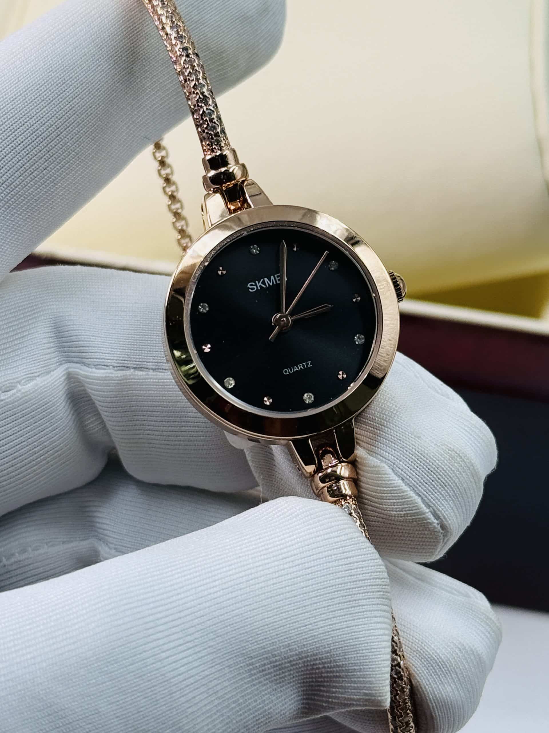 SKMEI 1805 Rose Gold Women’s Watch with Black Dial & Crystal Bracelet - Image 2
