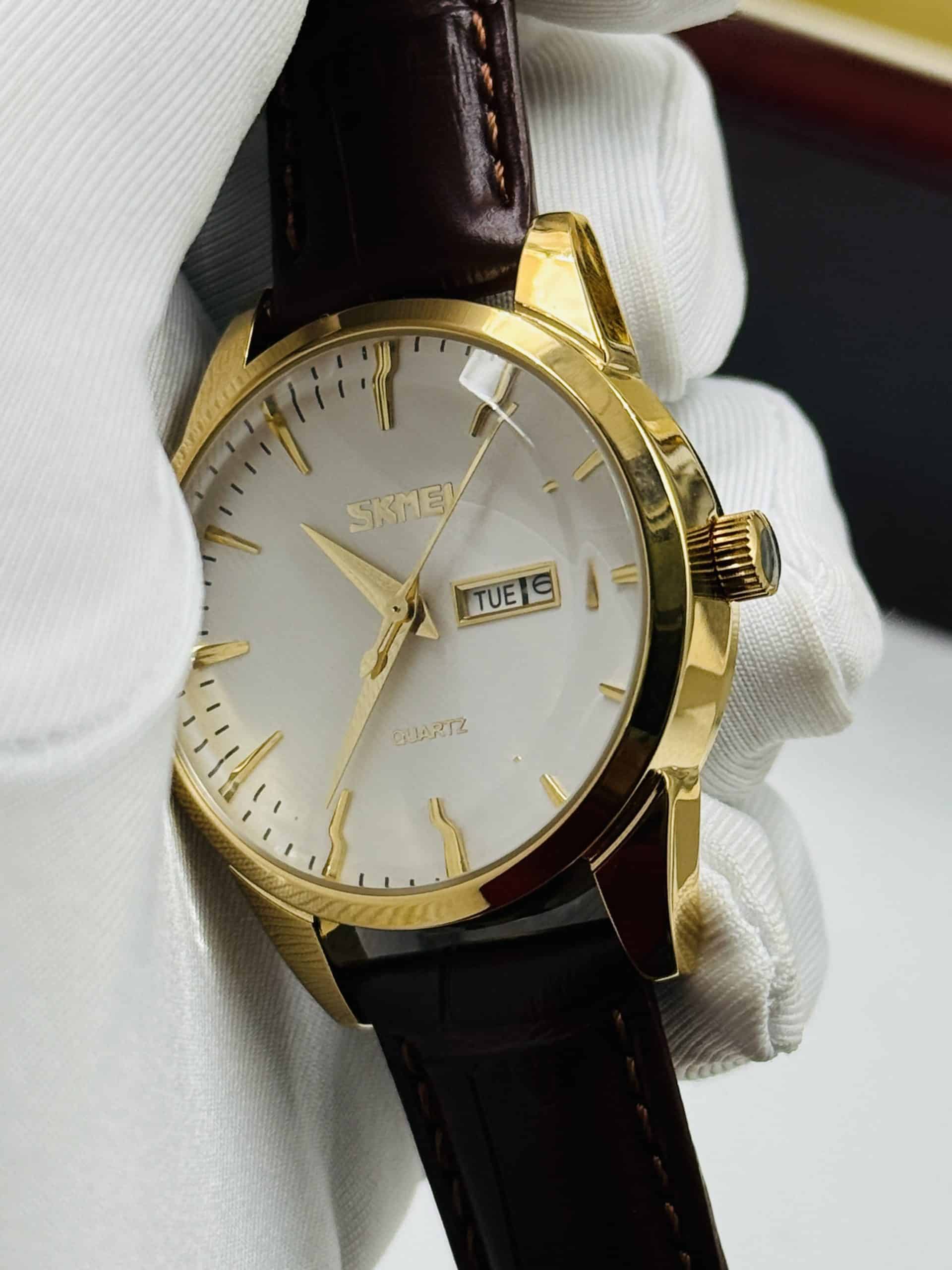 SKMEI 9073 Women’s Gold Watch with Champagne Dial & Brown Leather Strap - Image 4