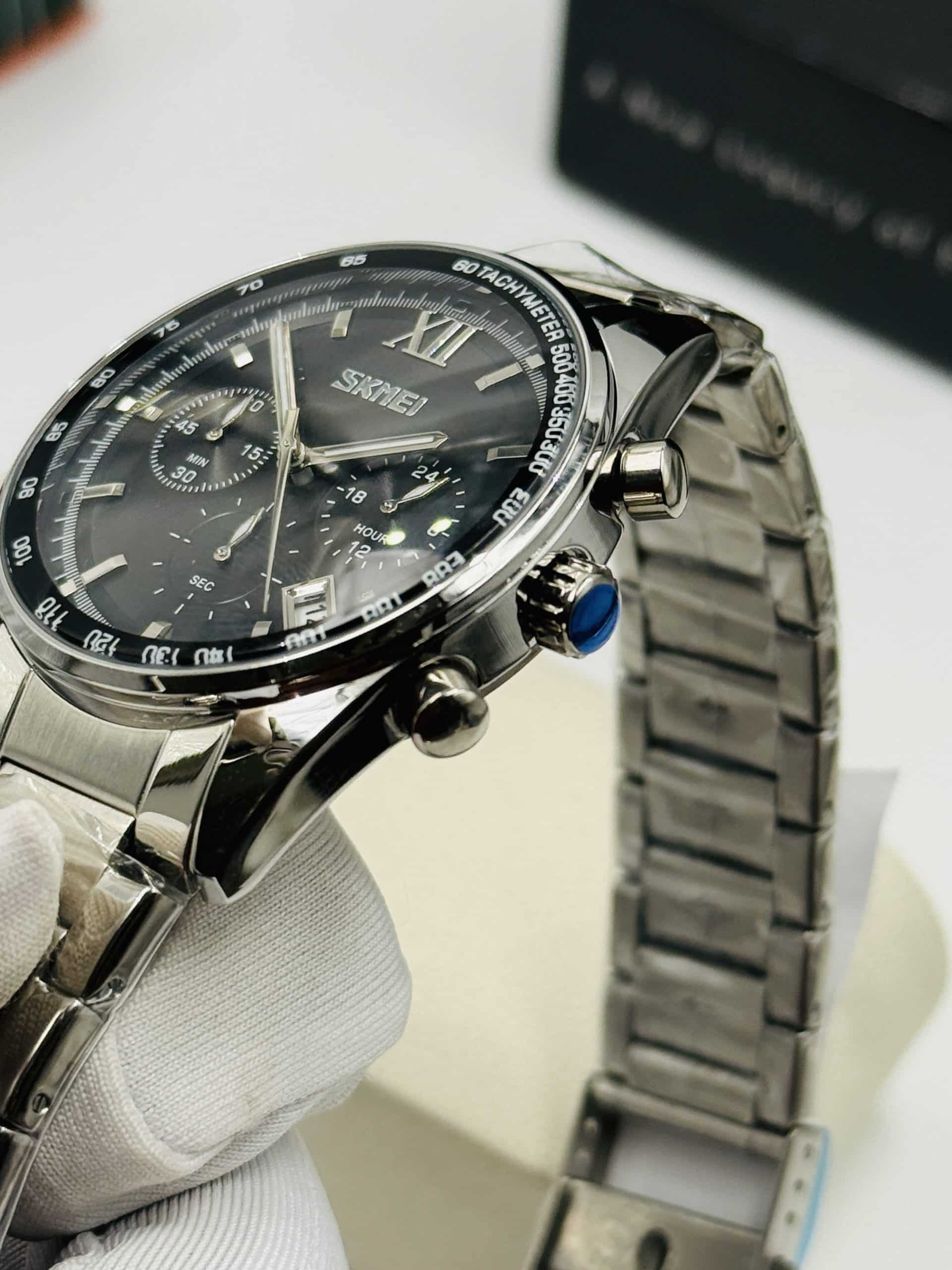 SKMEI 9096 Black Chronograph Watch with Silver Stainless Steel Bracelet - Image 5